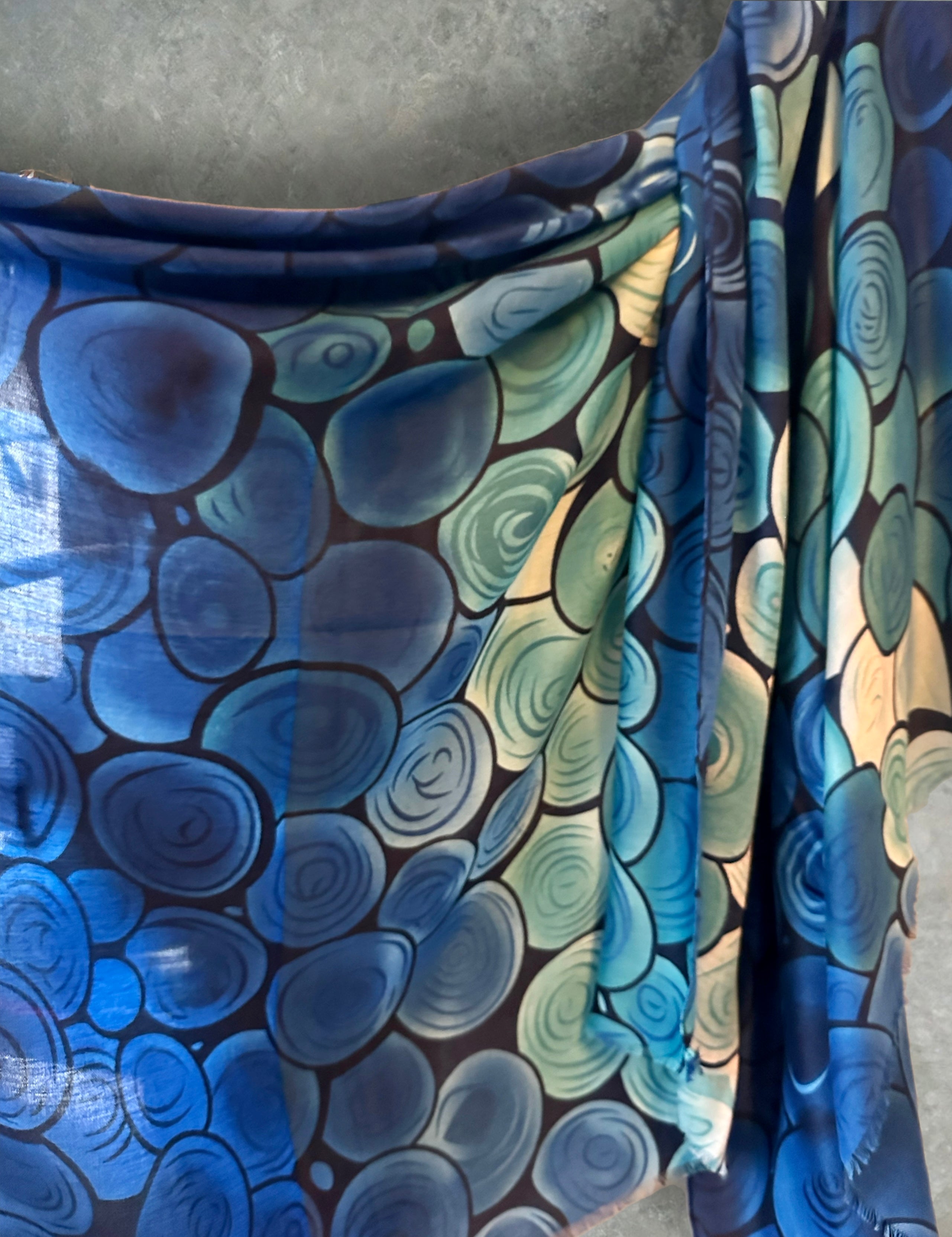 Seamless Bubbles Pattern Cotton Scarf in Blue.