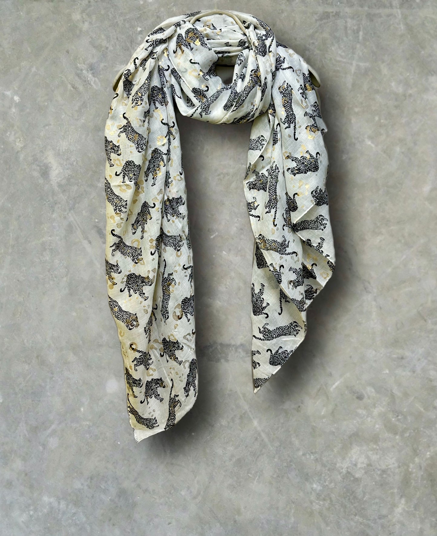 Black classic leopards print off white scarf for women,perfect for any season and great gifts for her,mother,birthday and Christmas