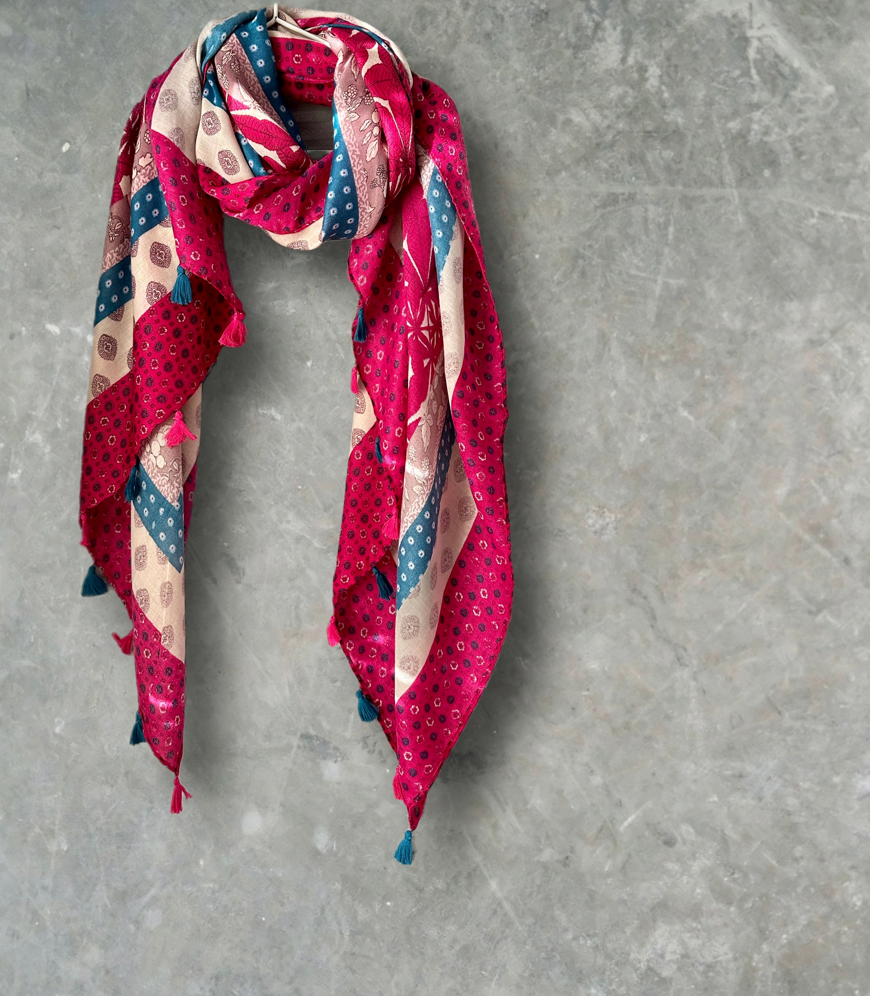 Bohemian Flowers Pattern with Tassels Fuchsia Pink Cotton Scarf