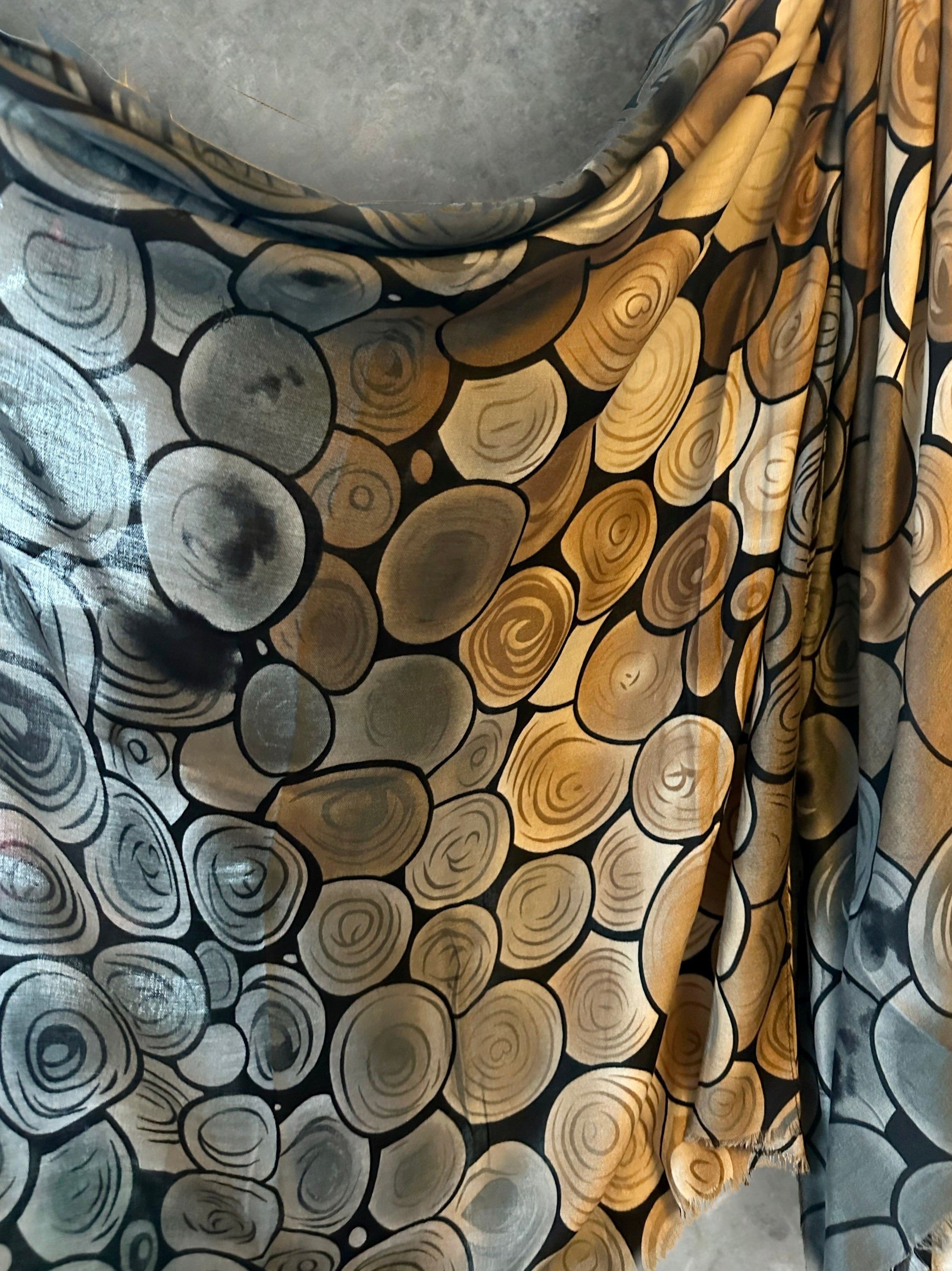 Greyish Brown Seamless Bubbles Pattern Cotton Scarf