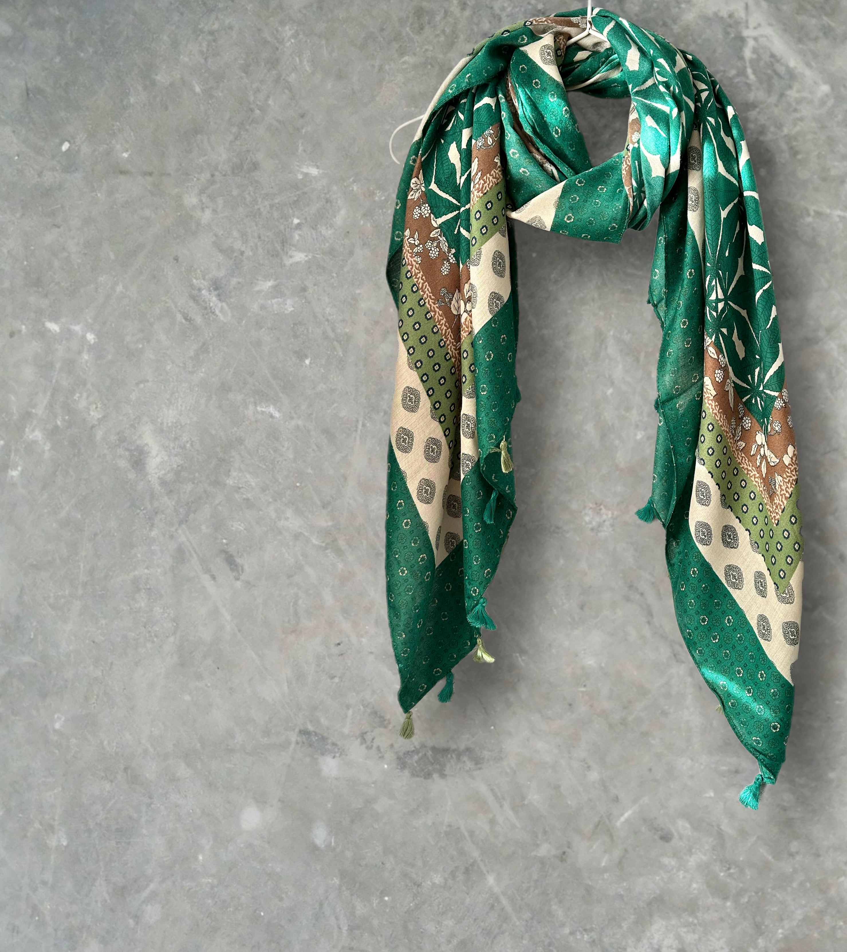 Green Cotton Scarf with Bohemian Flowers Pattern and Tassels.