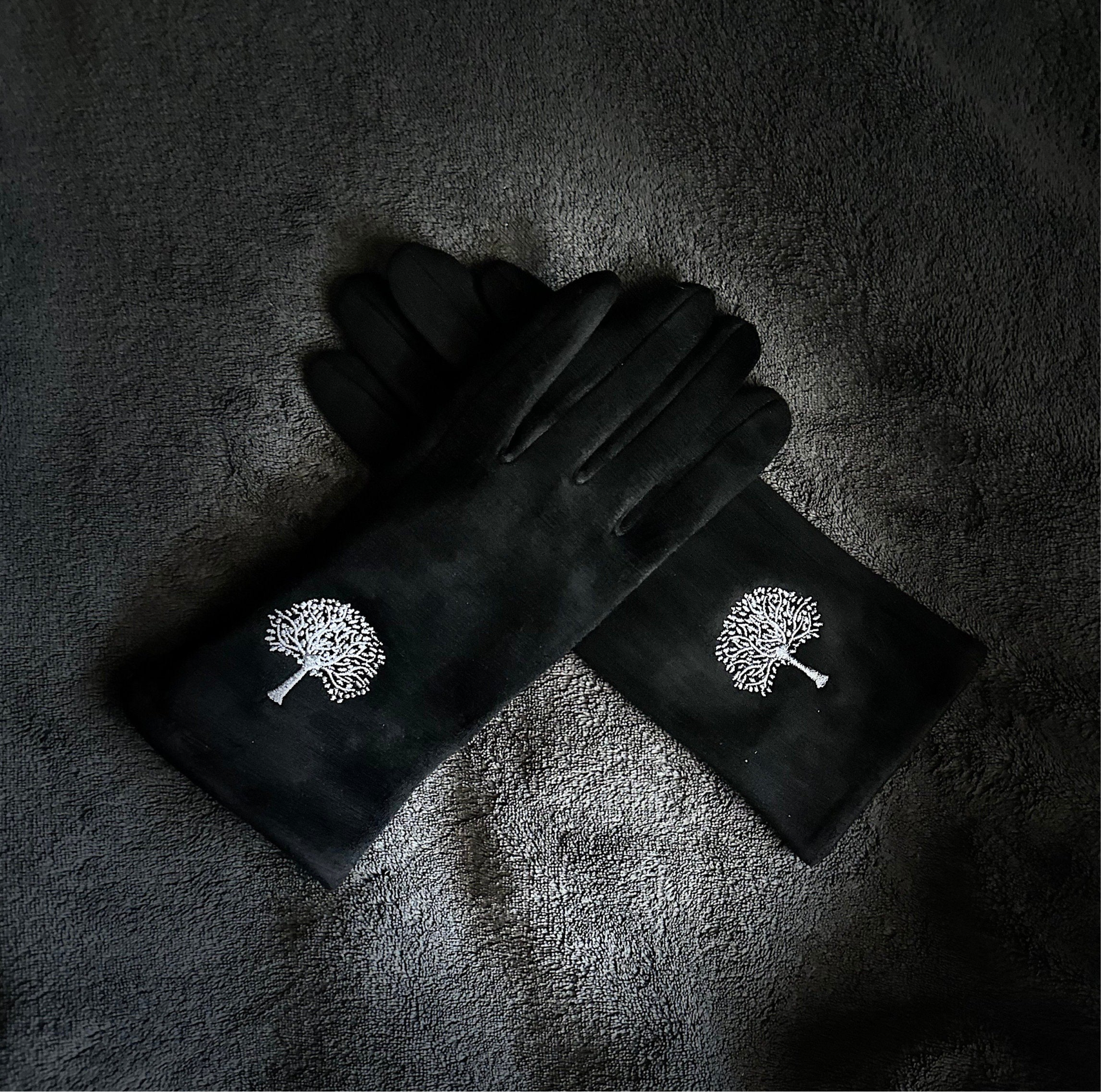 Embroidery Mulberry Tree Black Suede Gloves