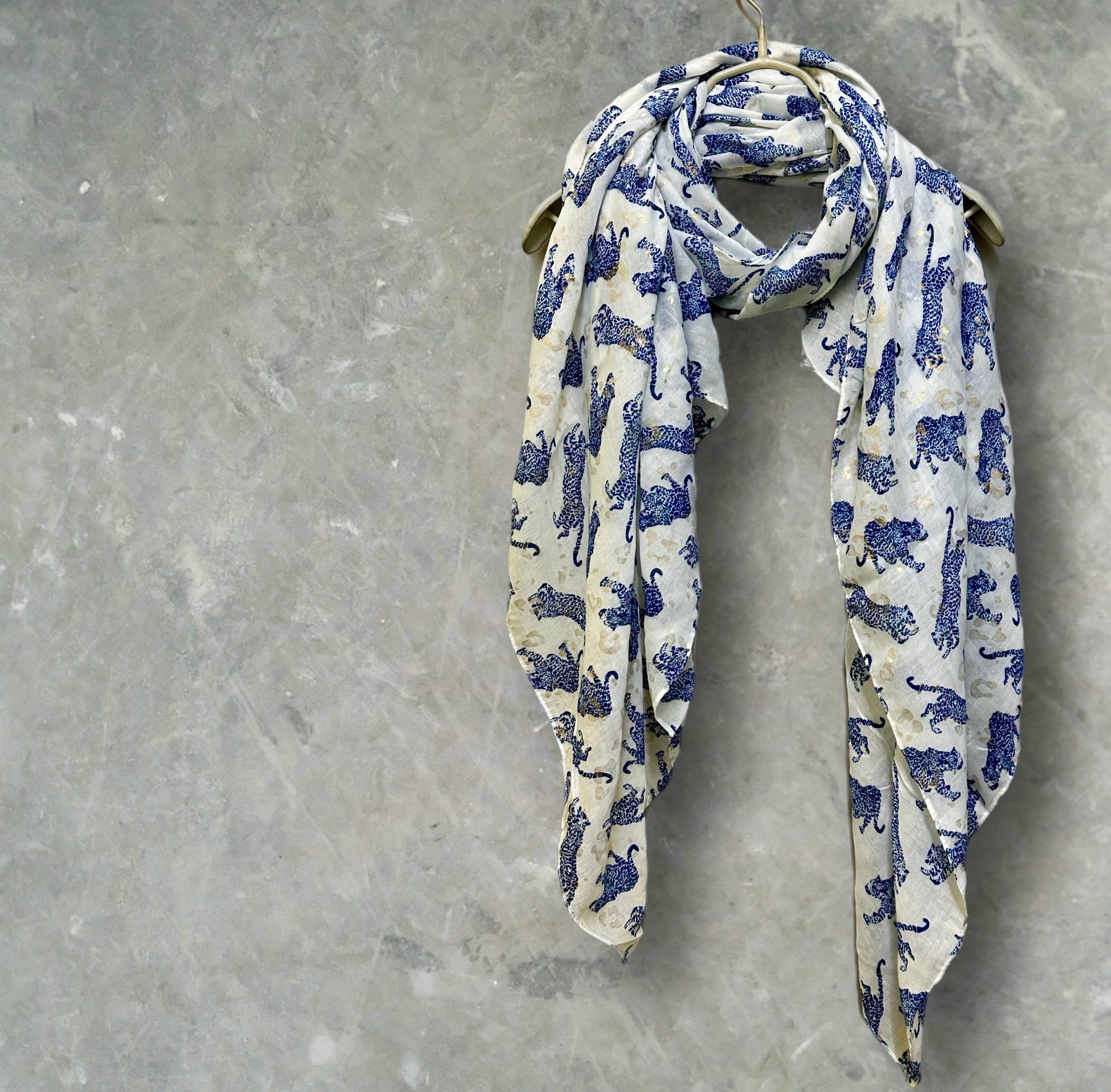 Blue classic leopards print off white scarf