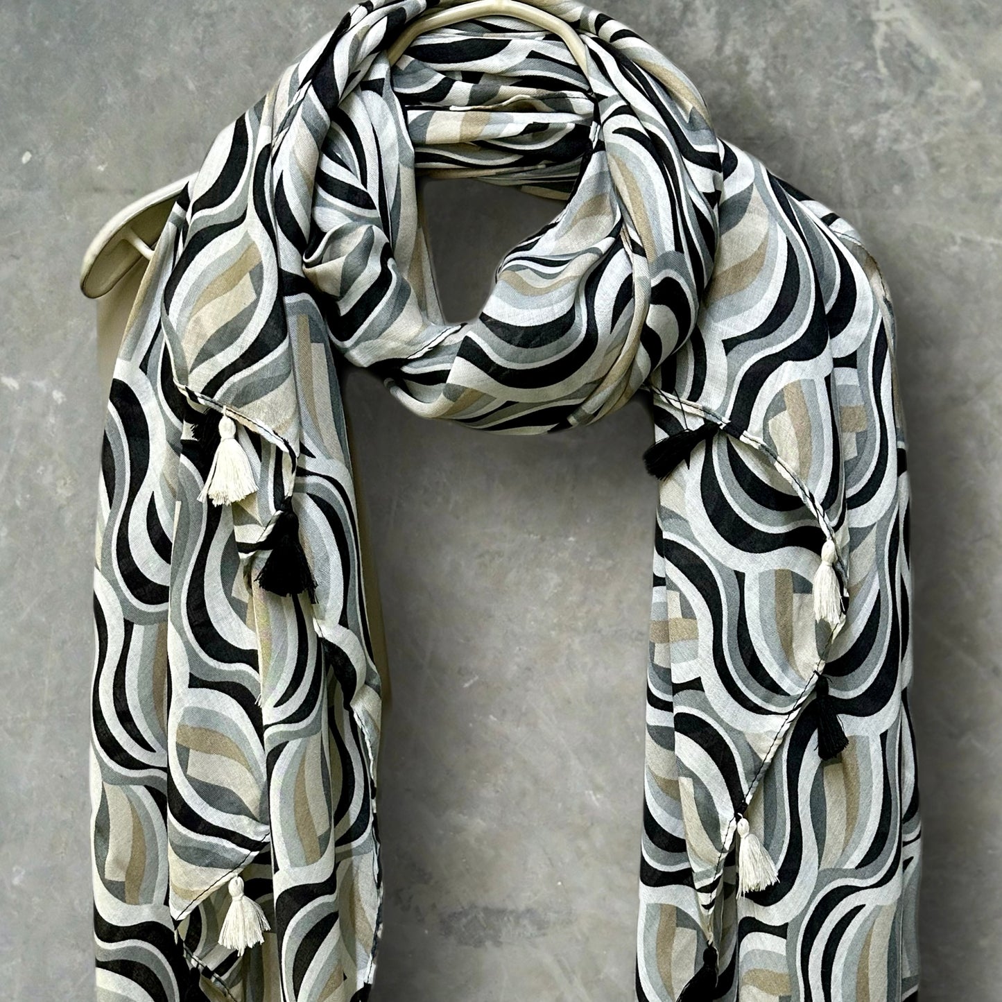 Versatile Black/Grey Scarf Featuring Wavy Stripes,Ideal Gift for Her,Perfect for Any Season,Mother's Day,Birthday or Christmas.