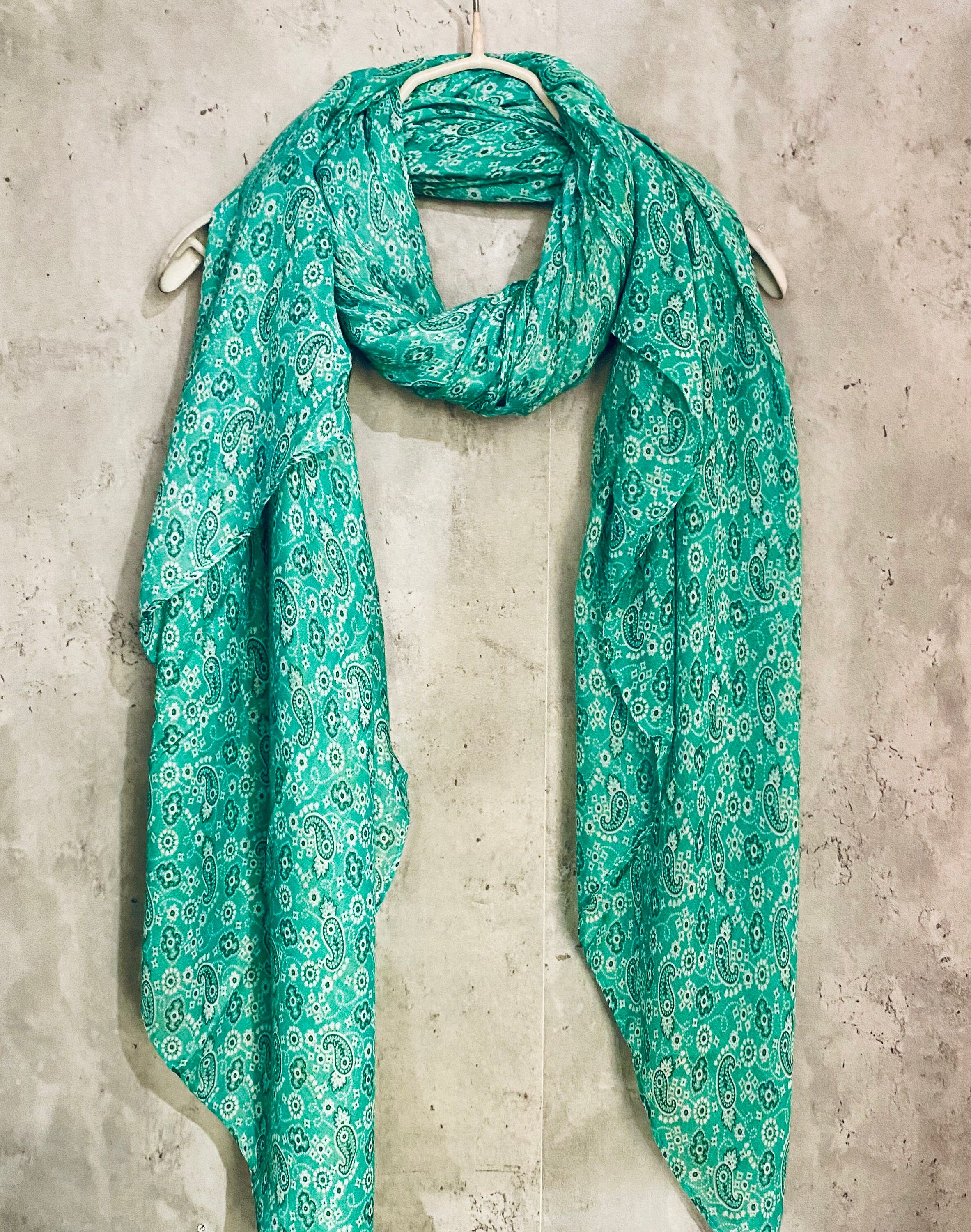 Classic Paisley Green Cotton Scarf