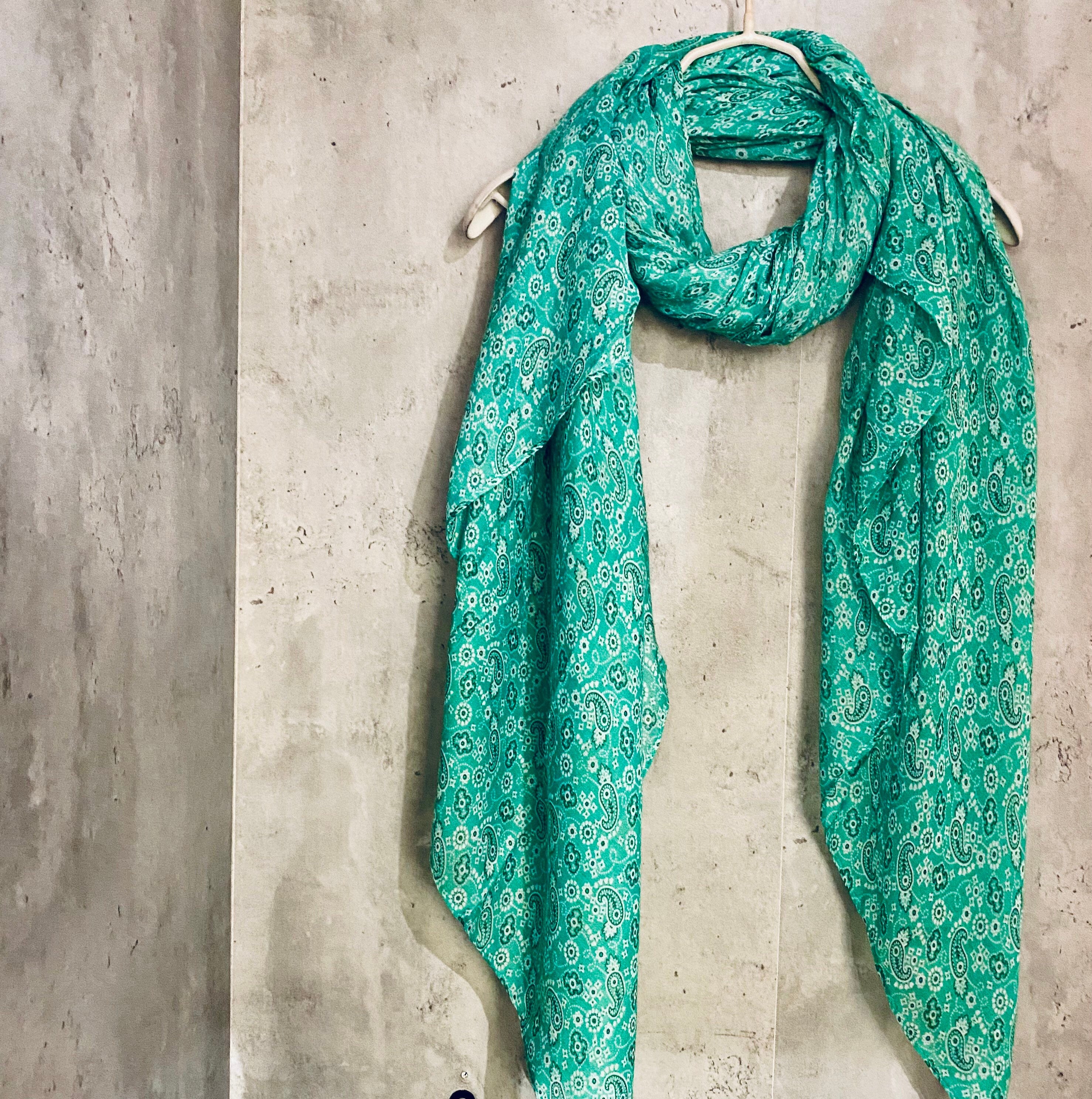 Classic Paisley Green Cotton Scarf