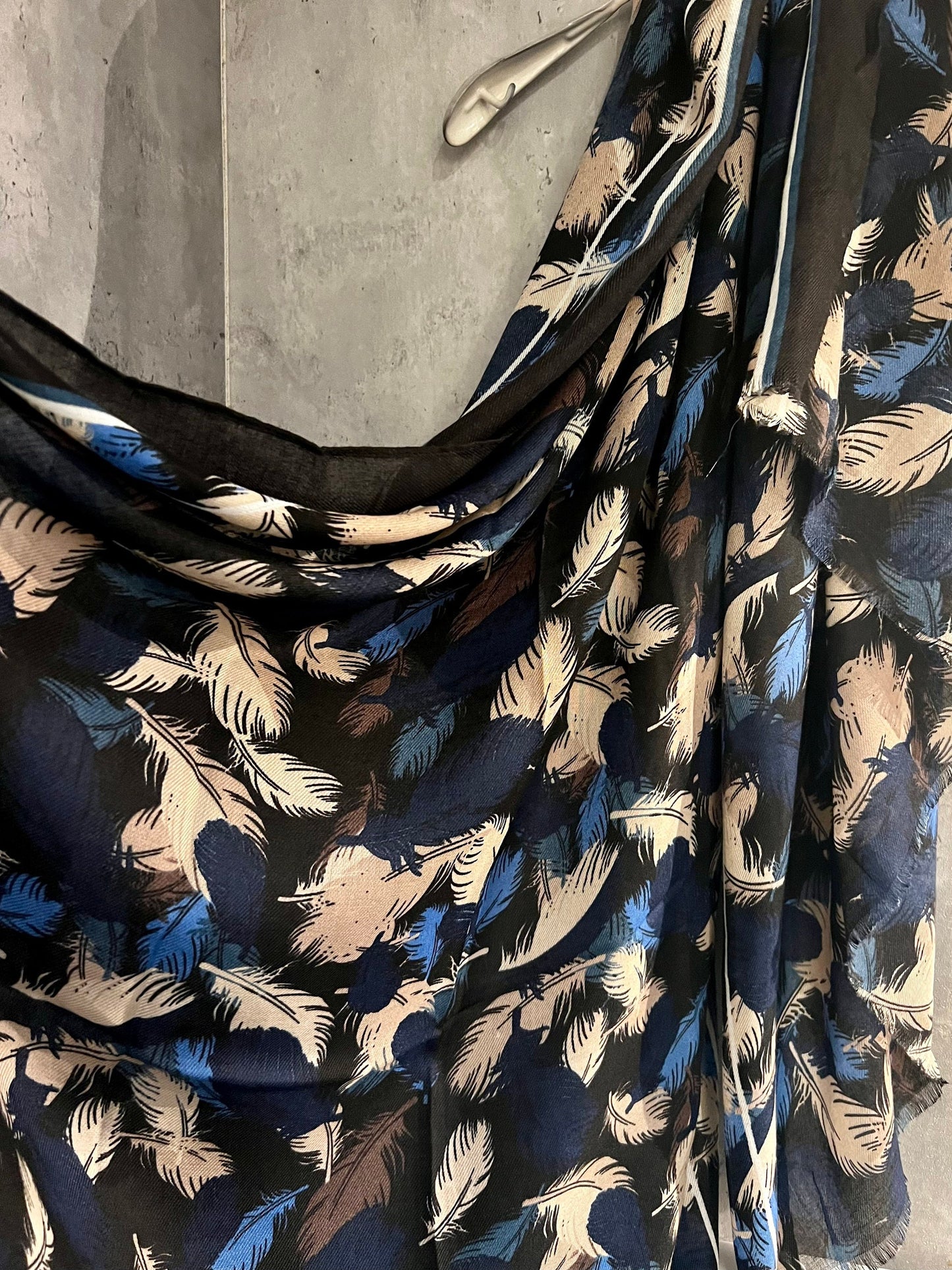 Blue Cotton Scarf with Floating Blue Beige Feathers – A Versatile and Elegant Gift for Her