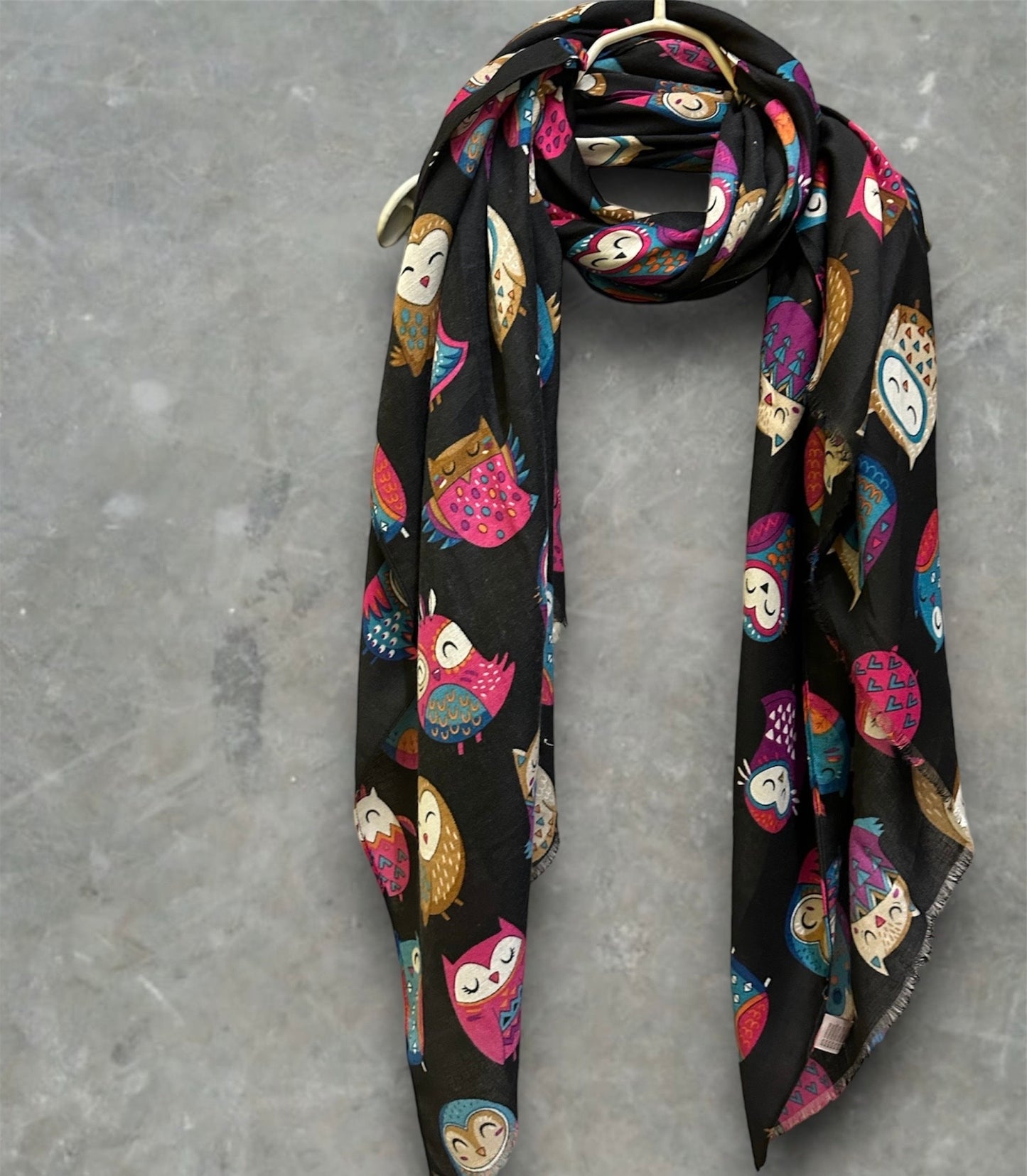 Charming Owls Pattern Black Scarf – Perfect All-Season Gift for Mom and Her
