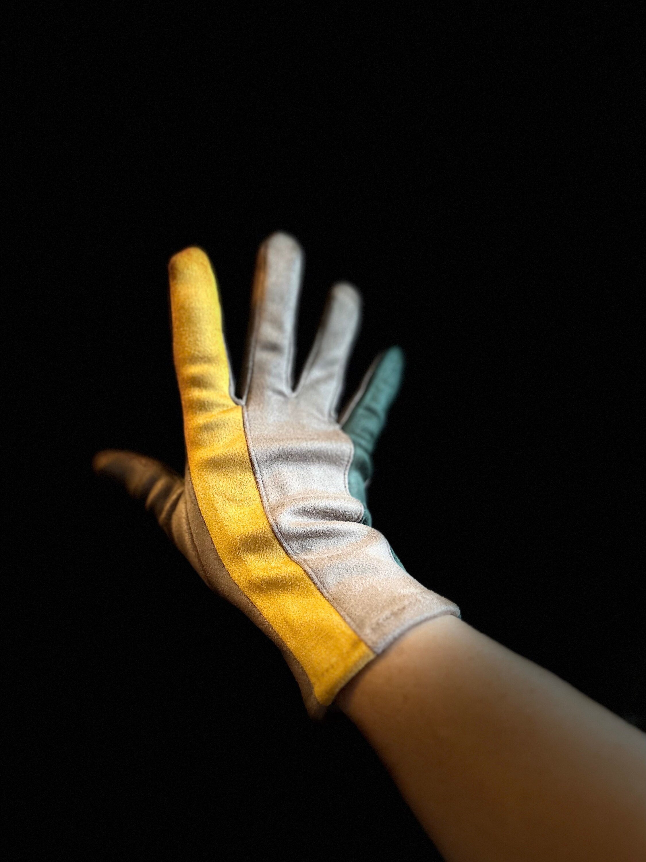 The Tri-Color Glove in Grey,Yellow and Green
