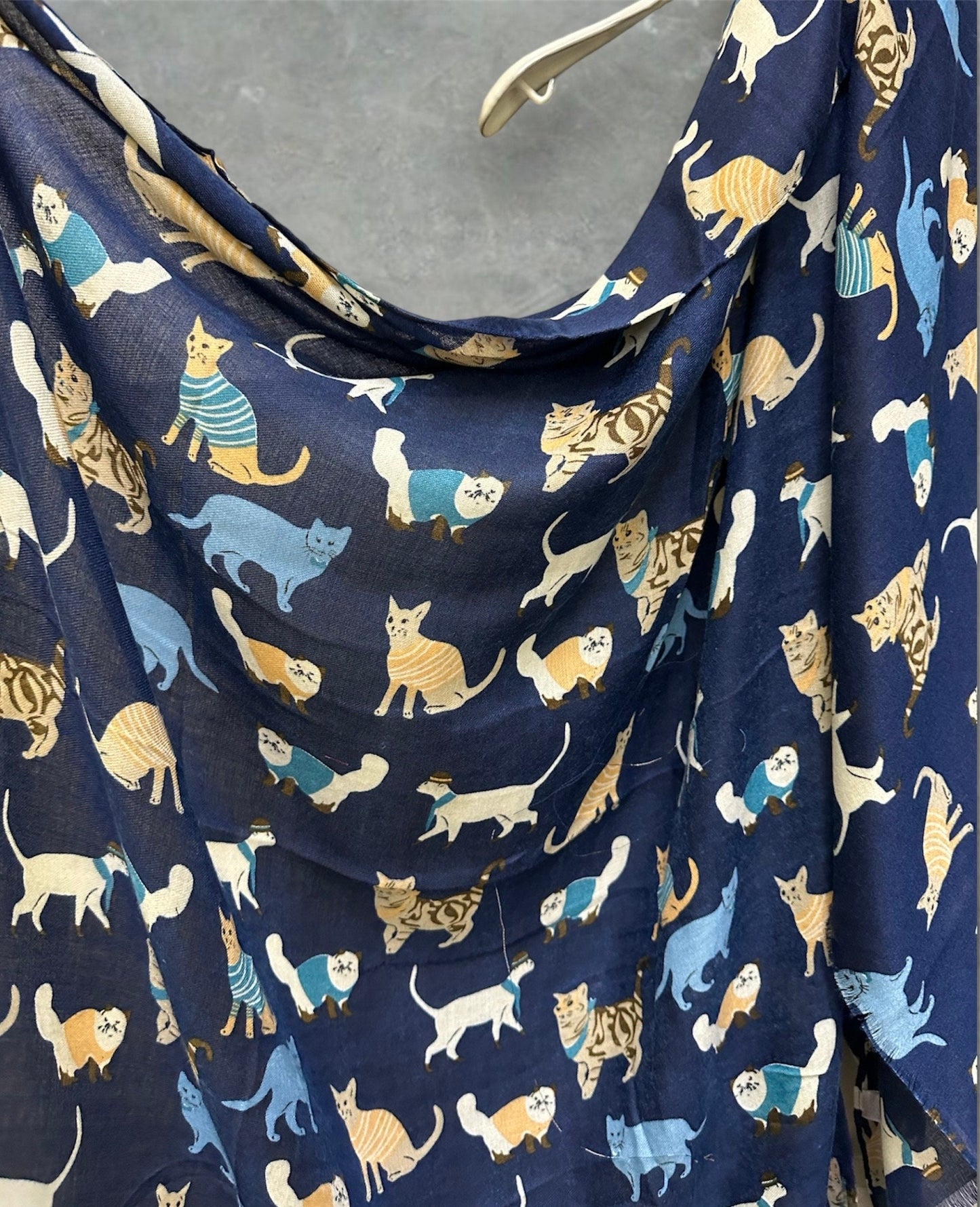 Cats Pattern Blue Scarf – Perfect for Gifting Year-Round