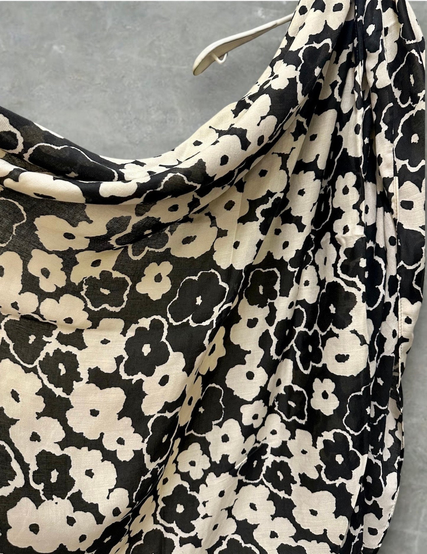Sketched Poppy Pattern Black White Scarf/Cotton Blend Scarf/Summer Autumn Winter Scarf/Scarf Women/Gifts For Her Birthday Christmas