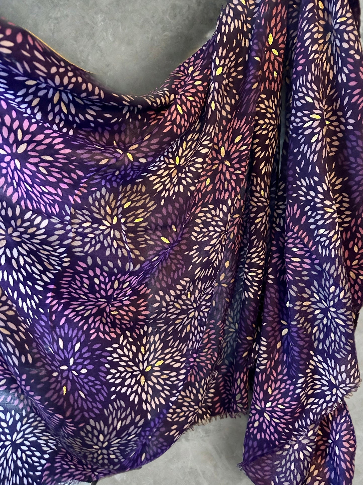 Firework Pattern with Gold Foils Purple Cotton Scarf,Women Scarf,Autumn Winter Scarf,Gifts for Her,Mom,Gifts for Birthday,Christmas