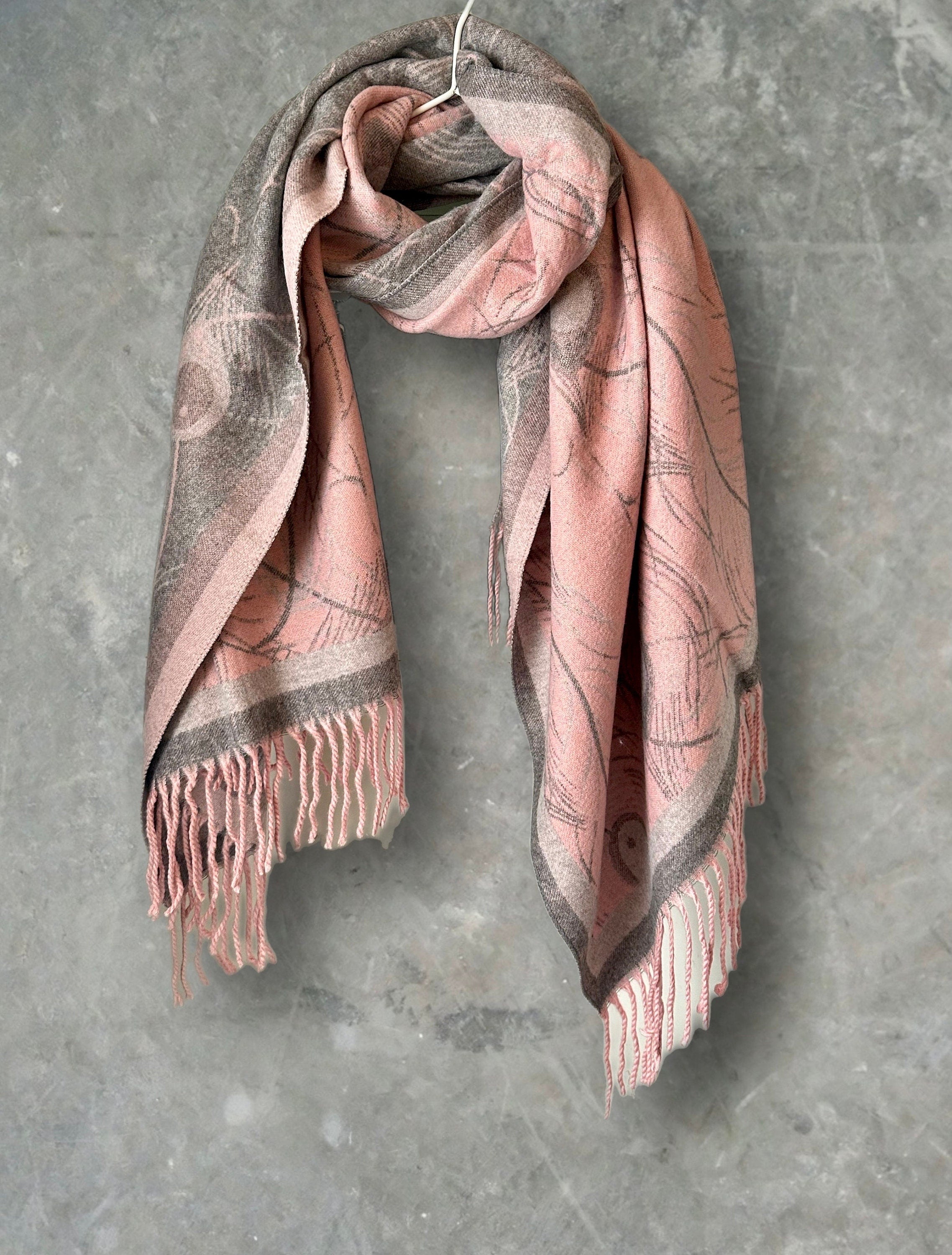 Double-Sided Cashmere Scarf in Light Pink and Grey with Feather Pattern