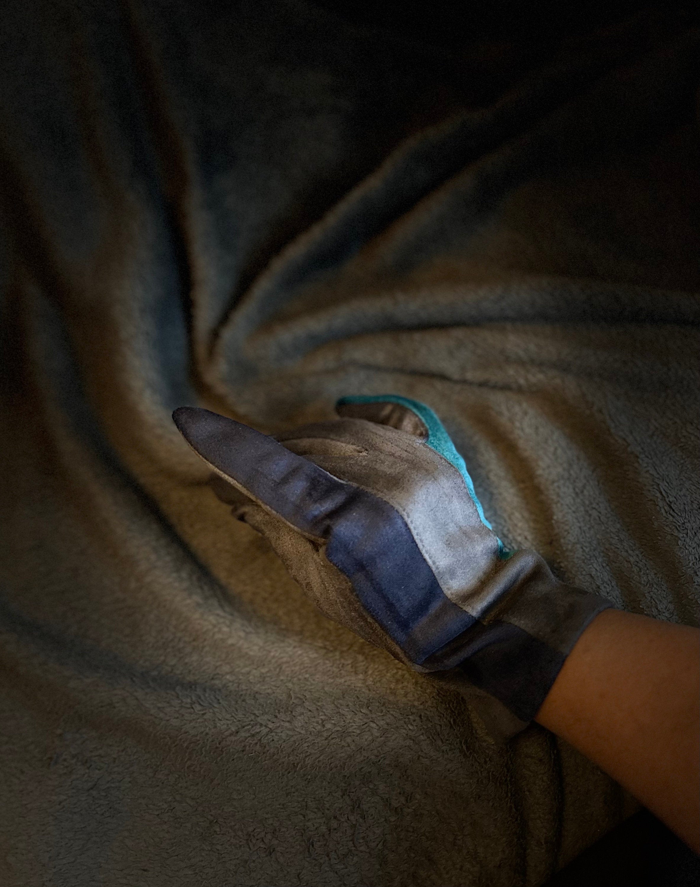 The Tri-Color Glove in Grey,Navy and Teal Blue