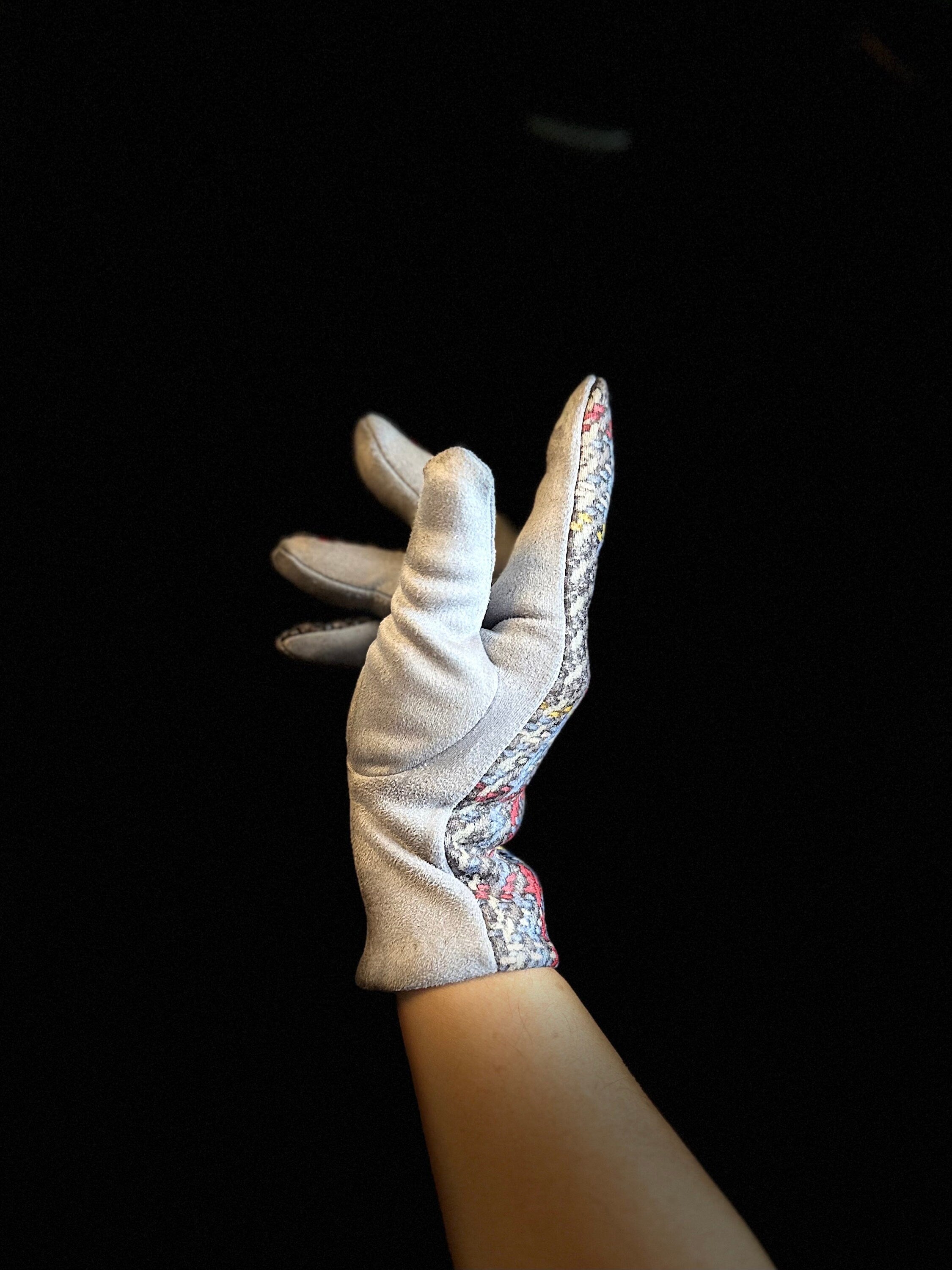 Light Grey Glove with Tweed,Tartan Pattern