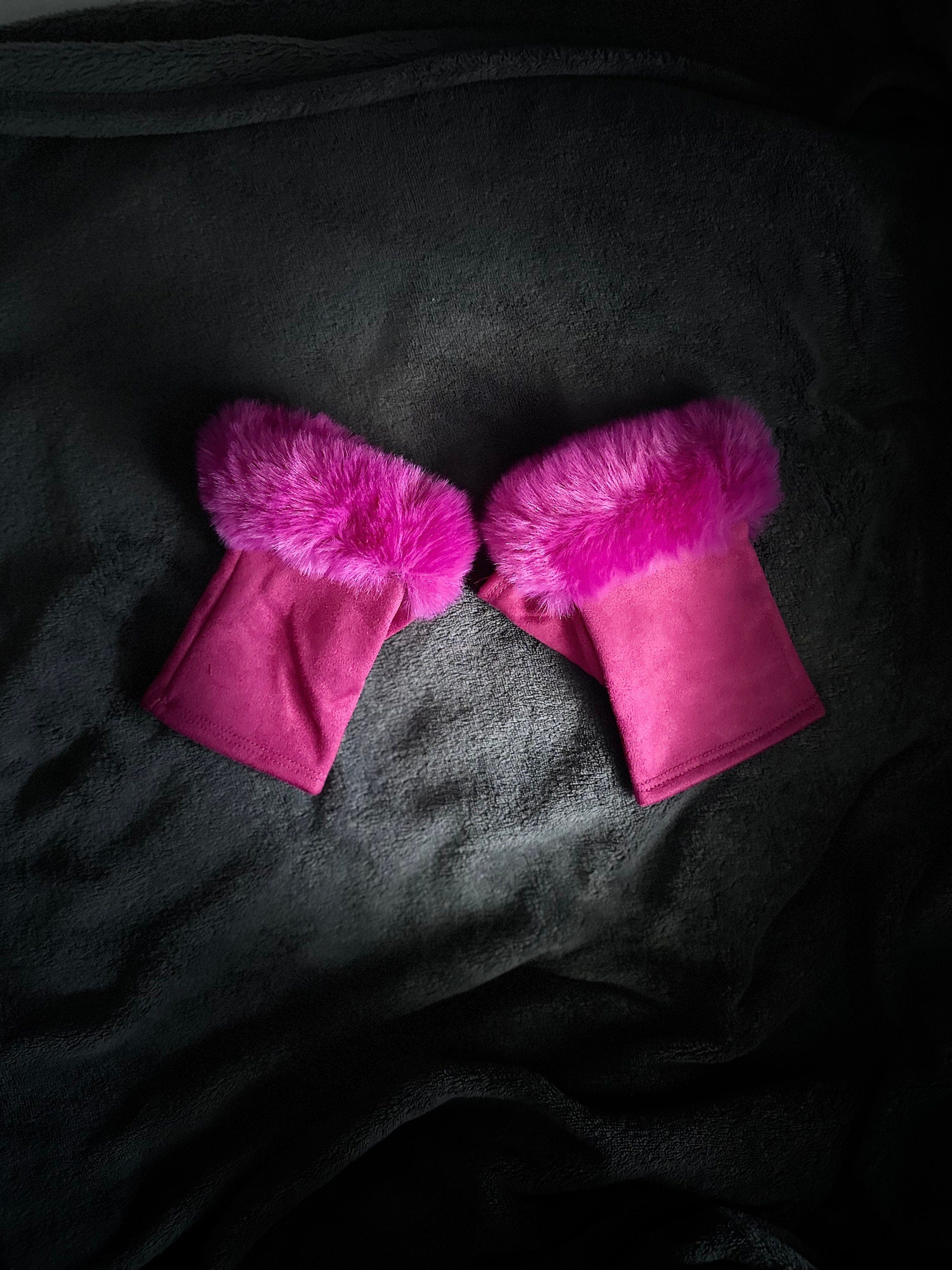 Fuchsia Pink Suede Fingerless Gloves with Faux Fur details