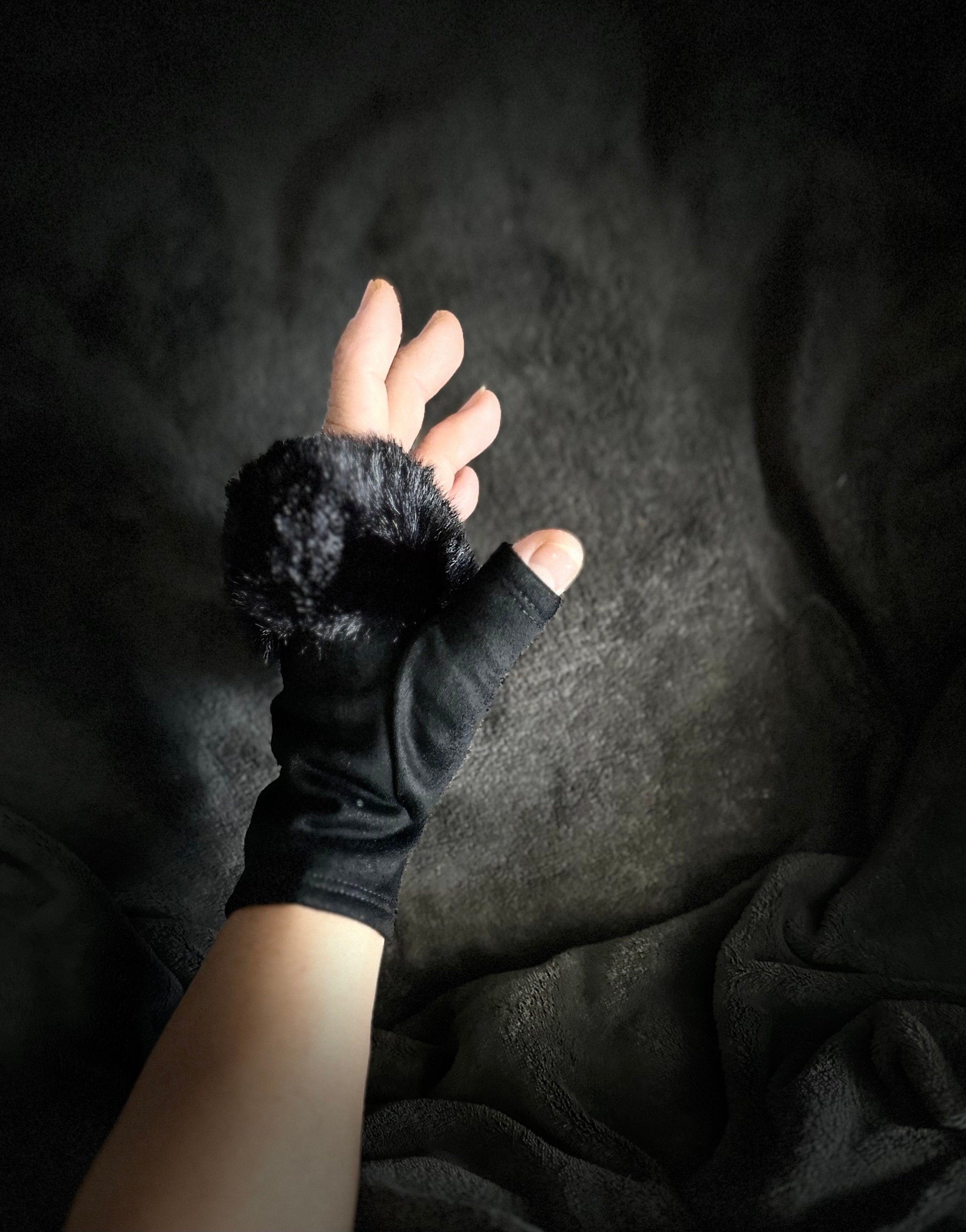 Black Suede Fingerless Gloves with Faux Fur details