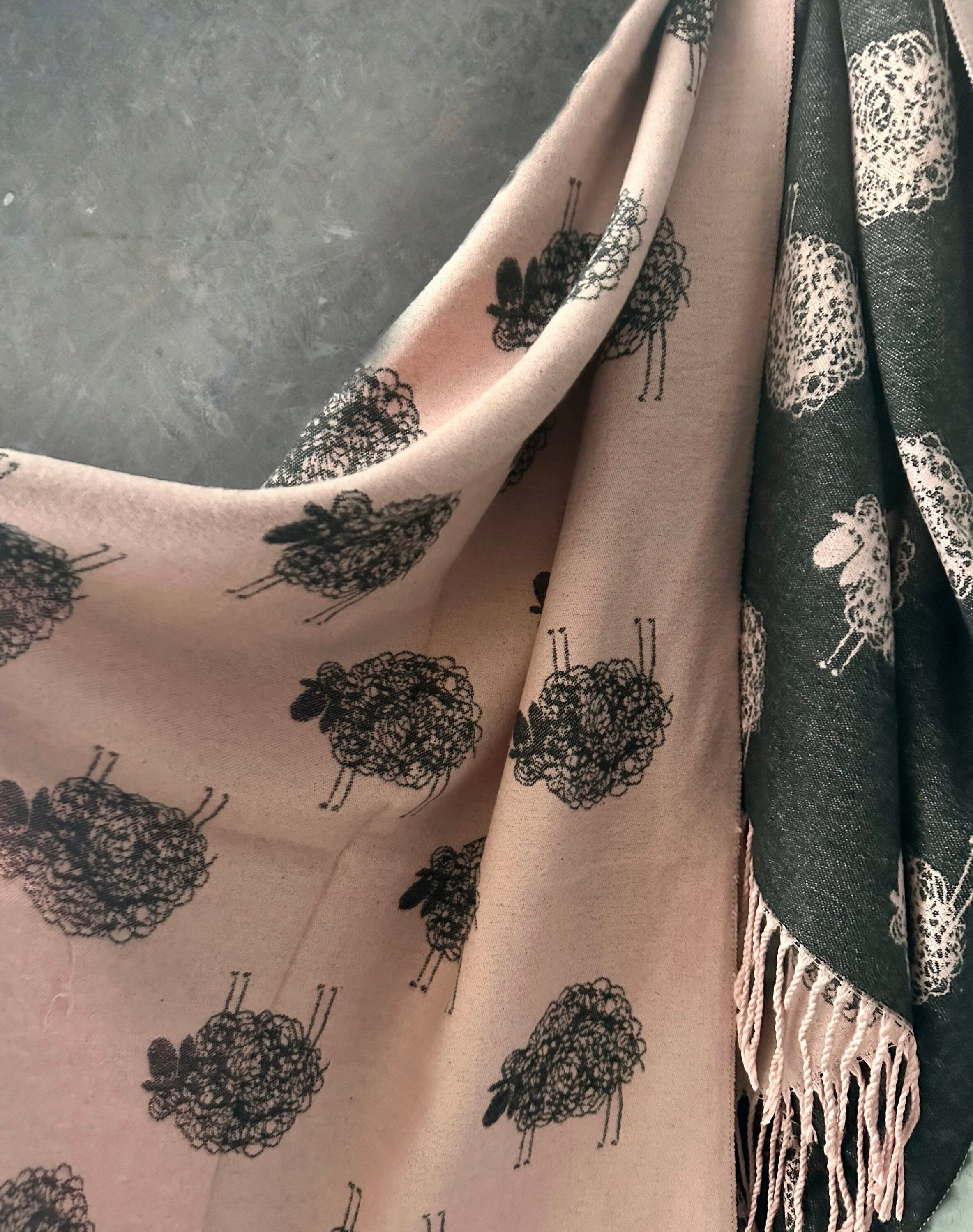 Pink and Black Double-sided Cashmere Scarf featuring Sheep Pattern