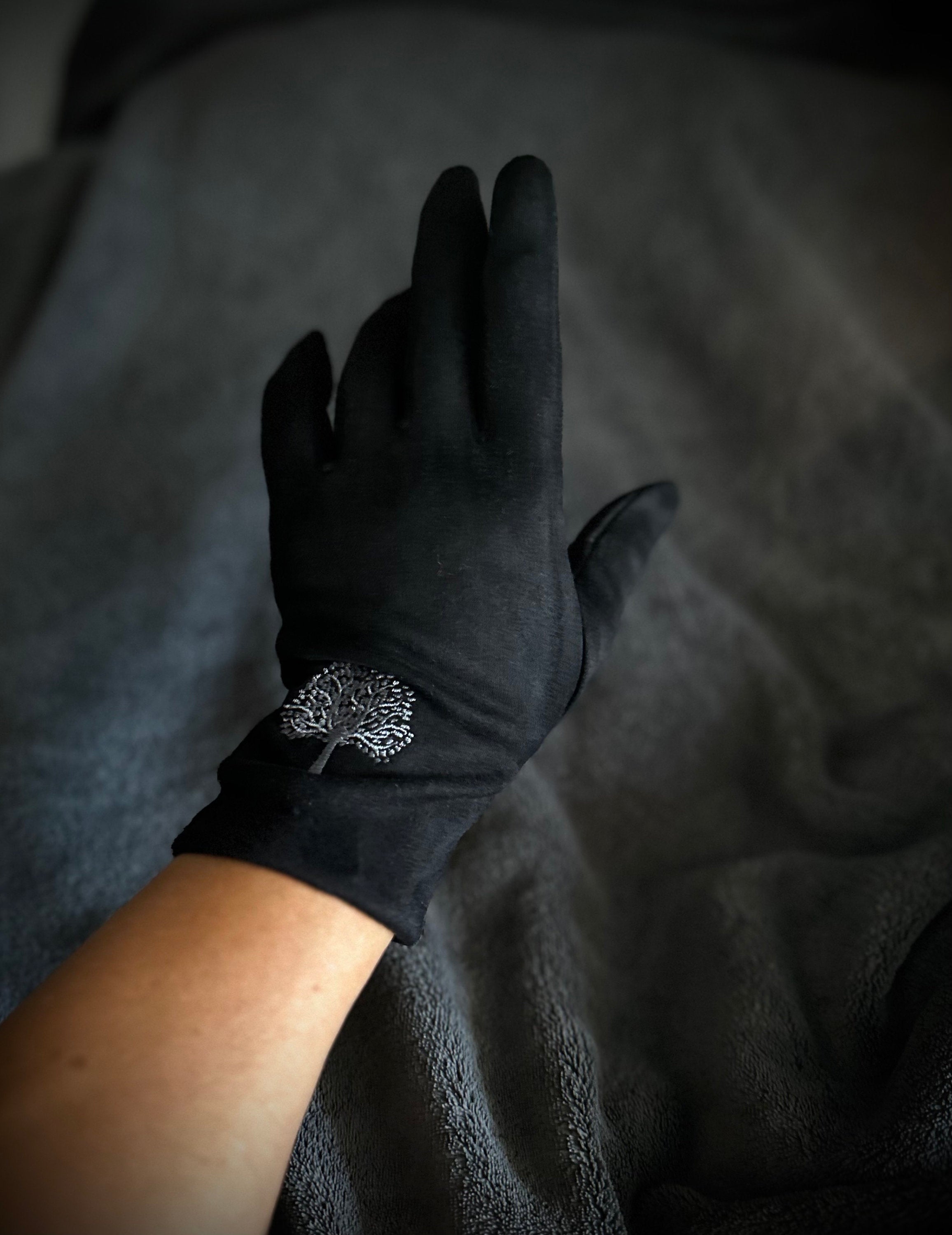 Embroidery Mulberry Tree Black Suede Gloves