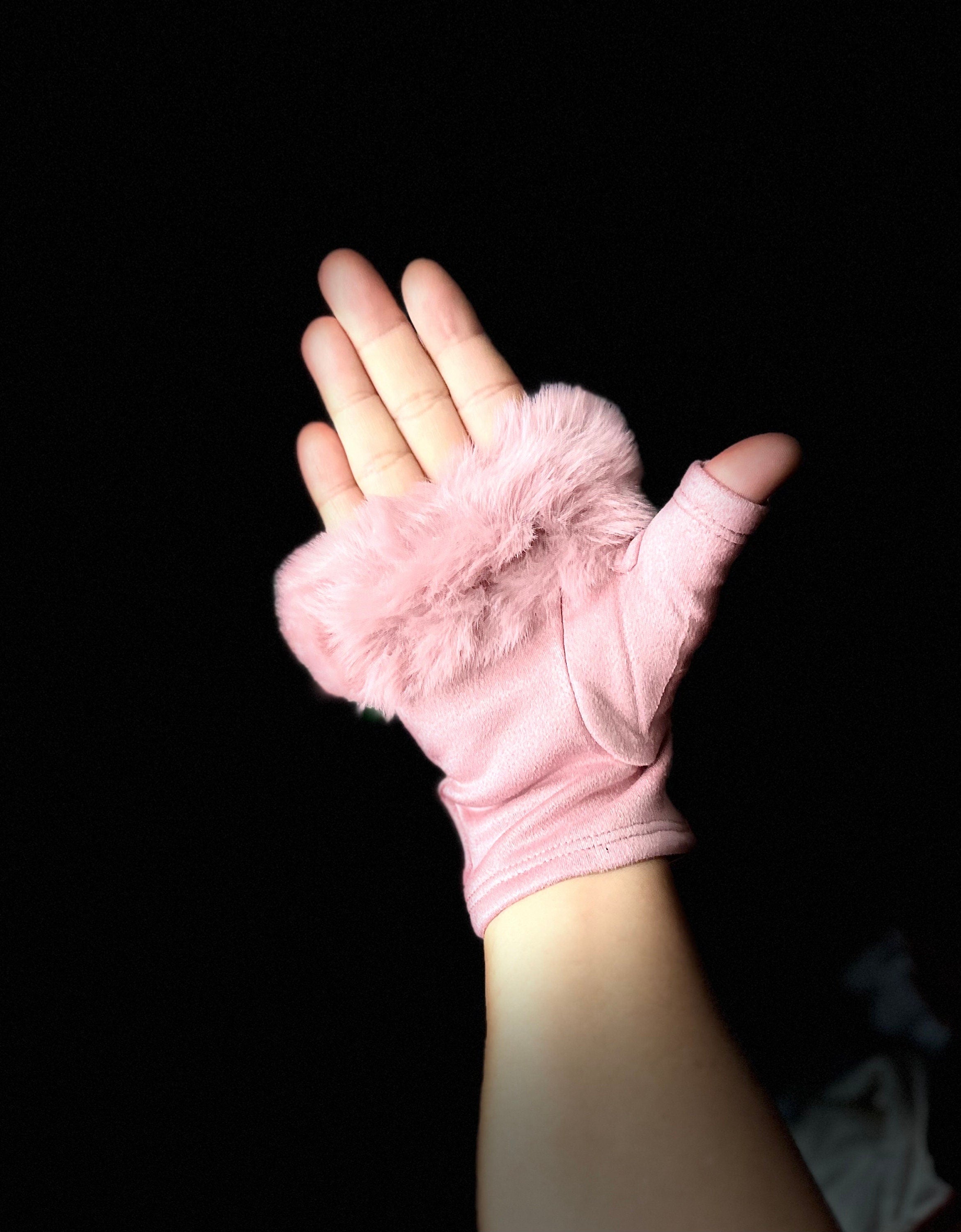 Light Pink Suede Fingerless Gloves with Faux Fur details