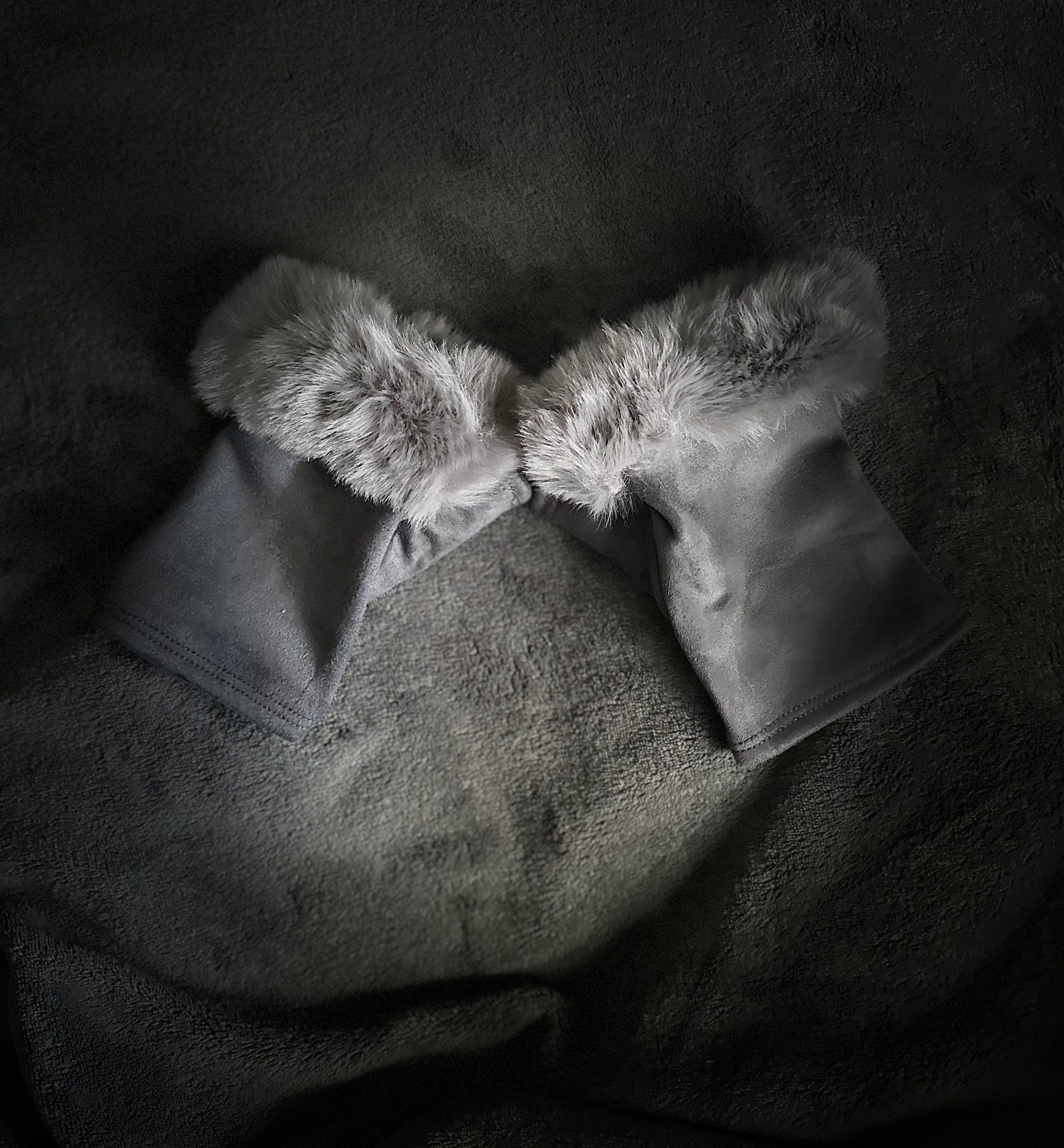 Grey Suede Fingerless Gloves with Faux Fur details,Winter Gloves