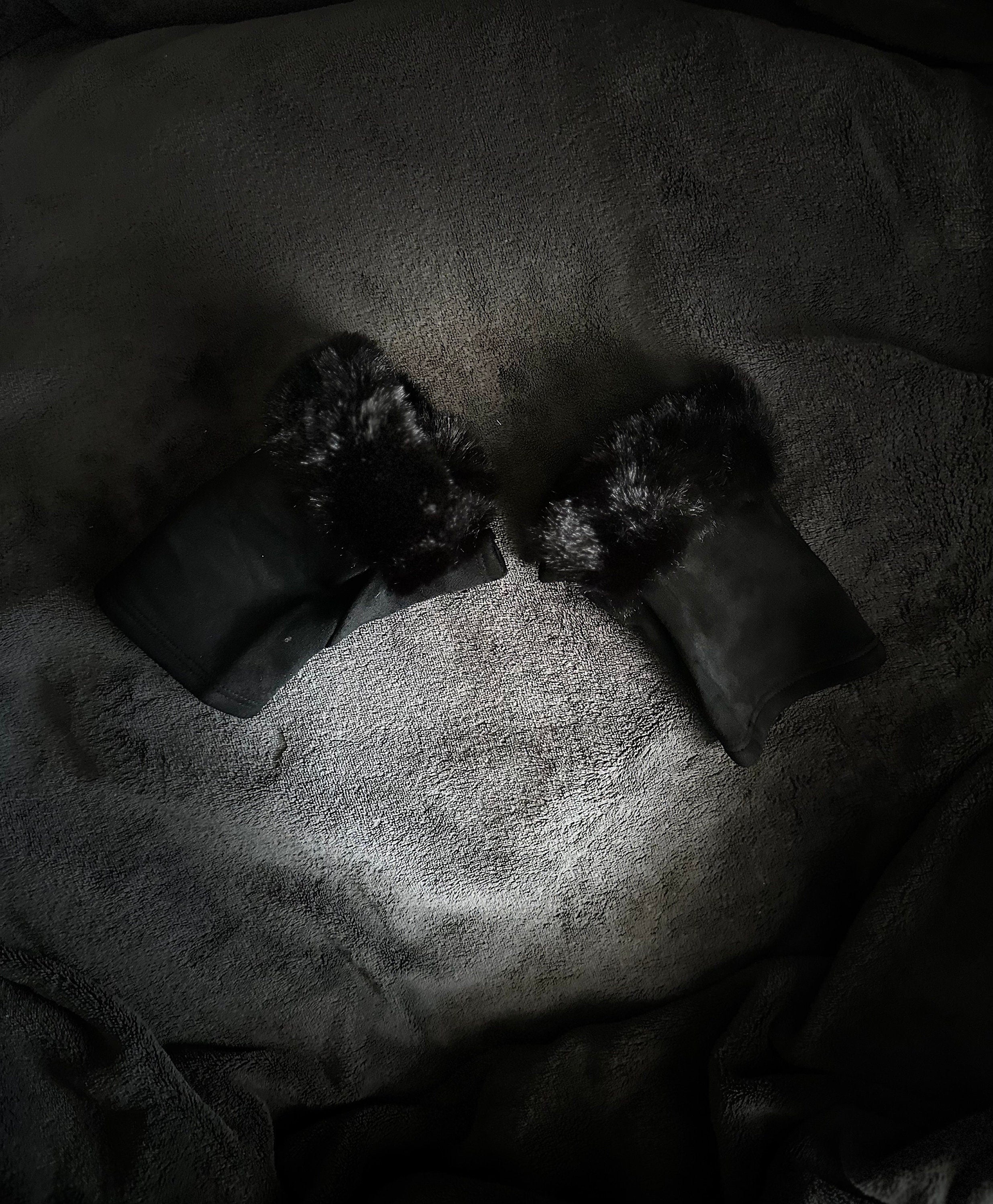 Black Faux Suede Fingerless Winter Gloves with Faux Fur details