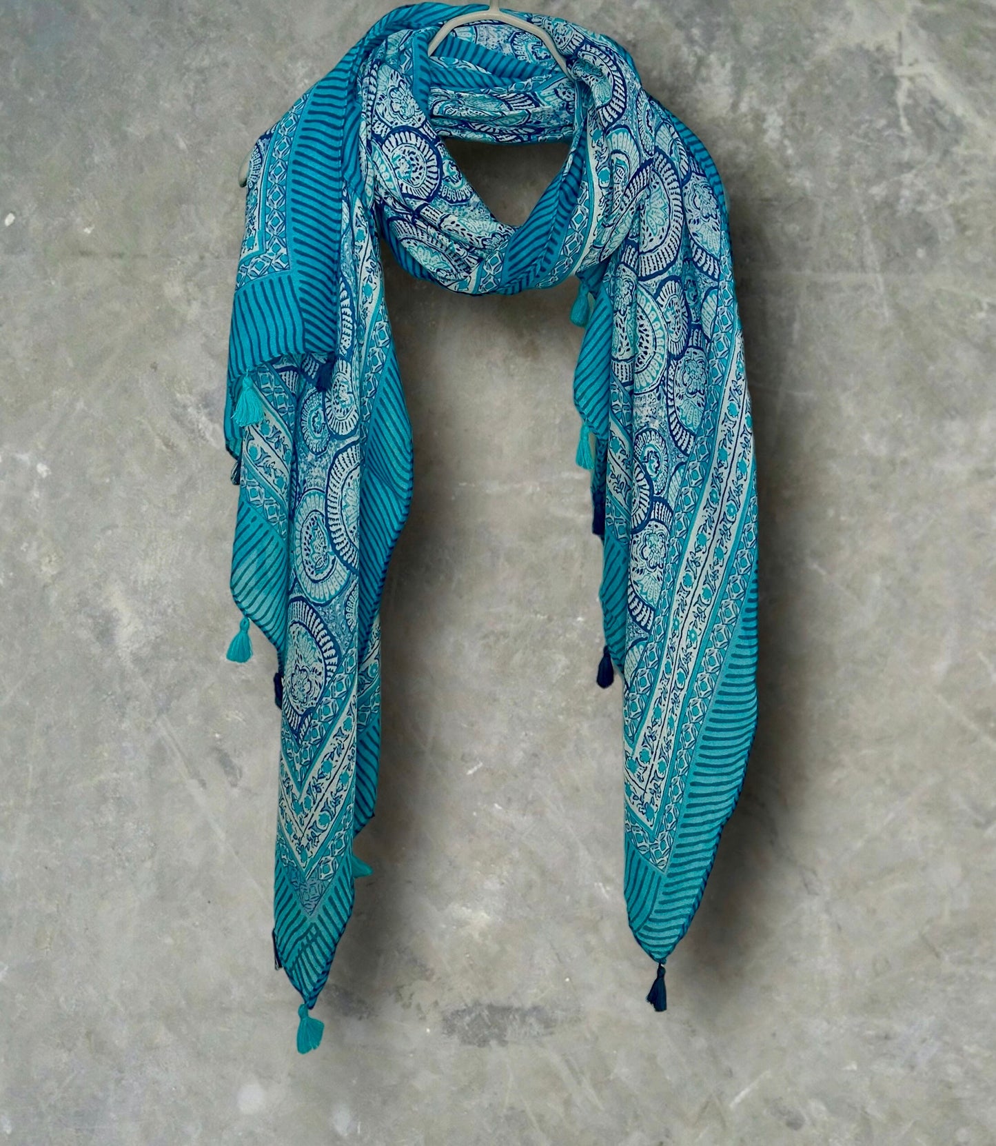 Blue Circular Ornamental Pattern with Tassels Cotton Scarf for Women,Perfect for All Seasons,Ideal Gifts for Her,Mom,Birthdays and Christmas
