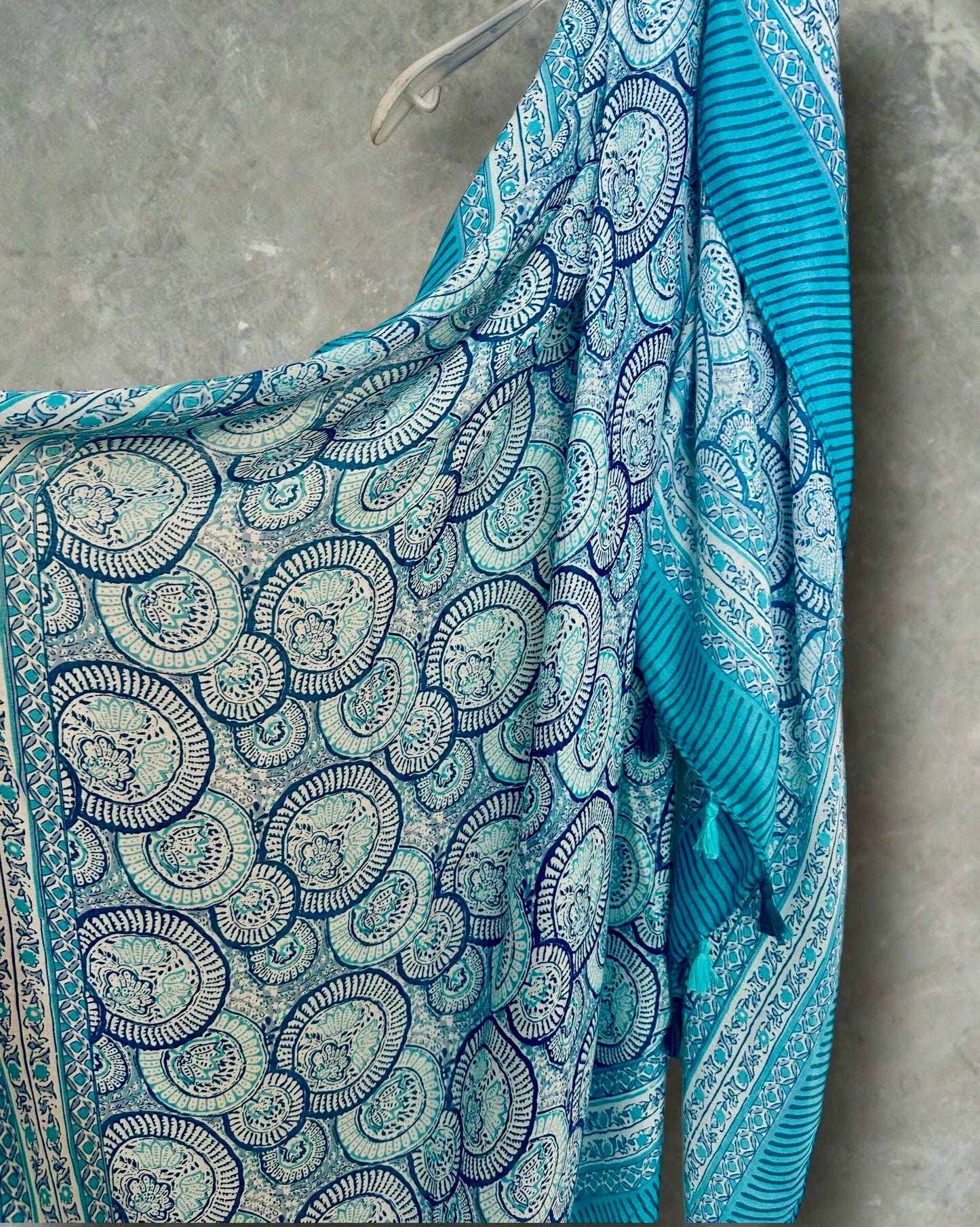 Blue Circular Ornamental Pattern with Tassels Cotton Scarf for Women,Perfect for All Seasons,Ideal Gifts for Her,Mom,Birthdays and Christmas