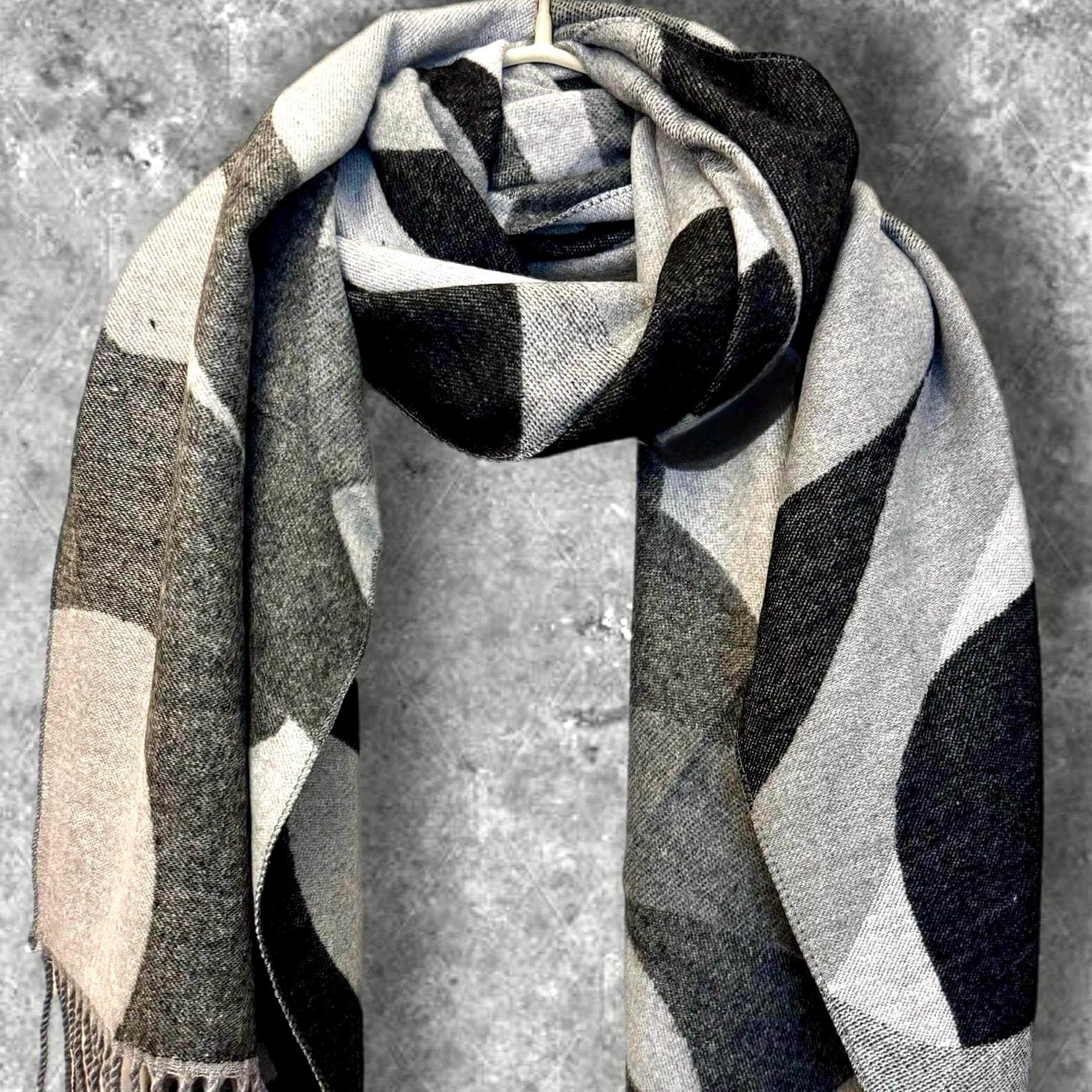 Reversible Grey Geometric Cashmere Blend Scarf