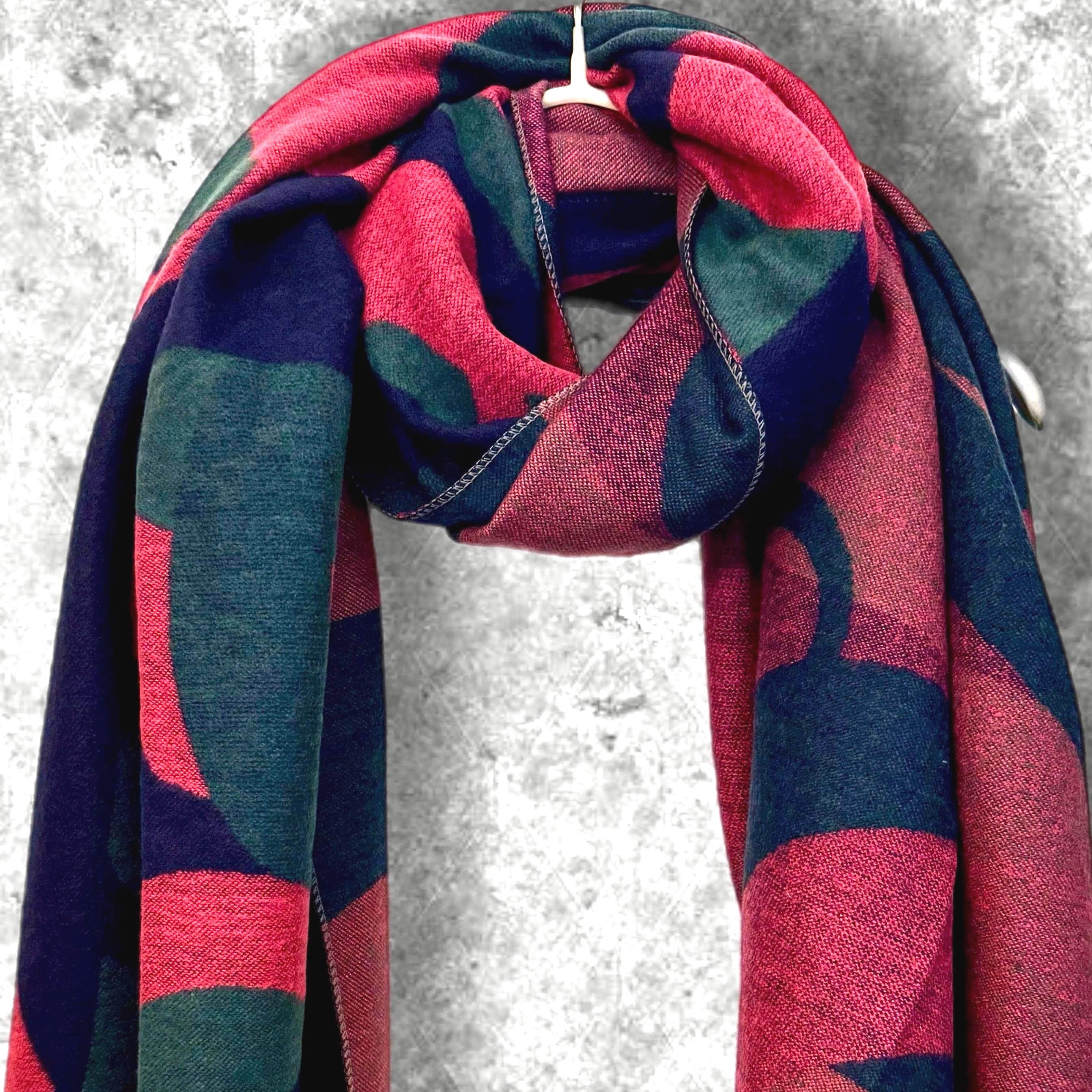 Eligant Cashmere Scarf Featuring Geometric Pattern in Pink/Green/Blue