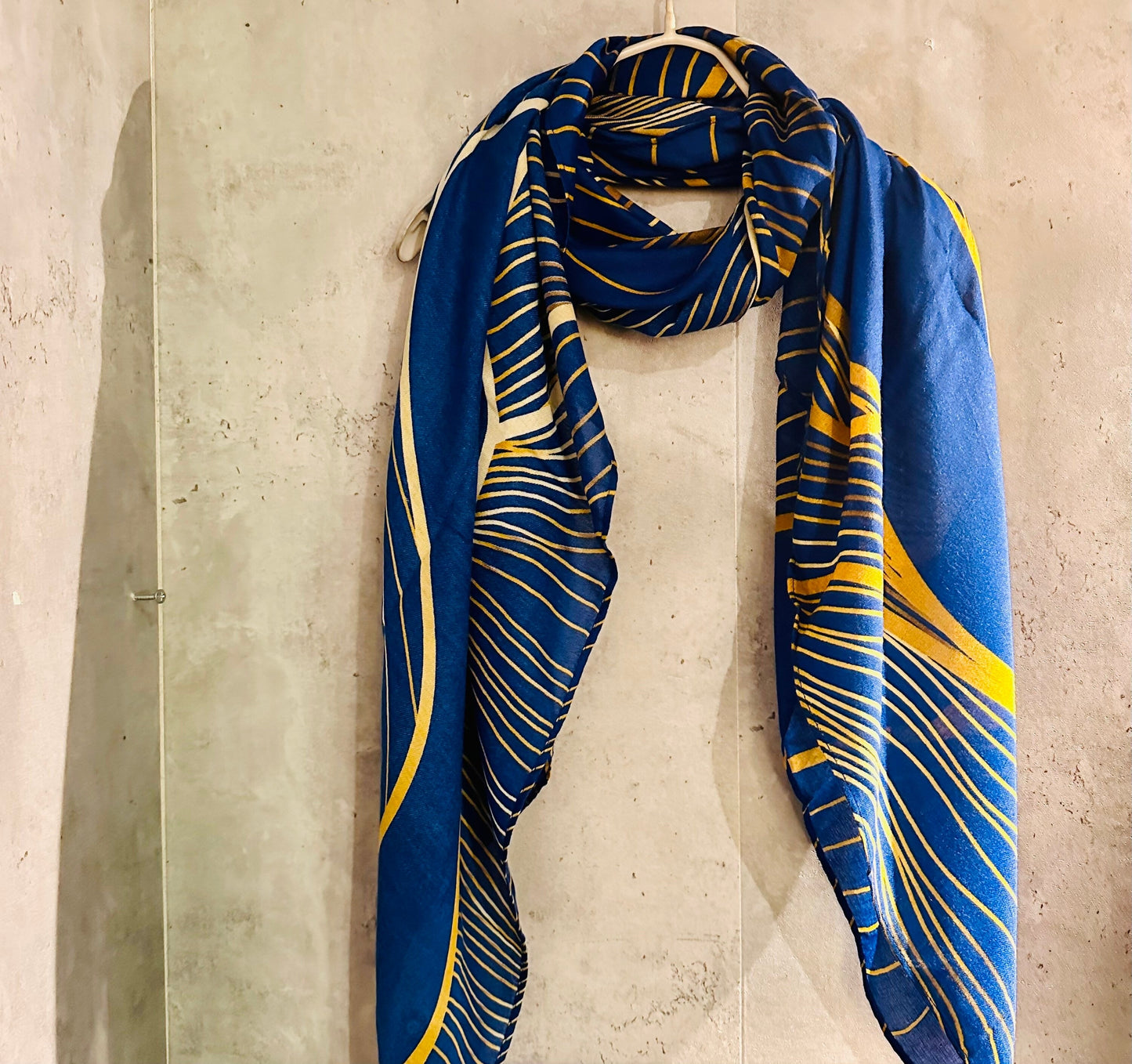 Blue Organic Cotton Scarf with Leaf Vein Pattern – An Eco-Friendly Gift for Mom, Perfect for Birthday and Christmas, from a UK Seller