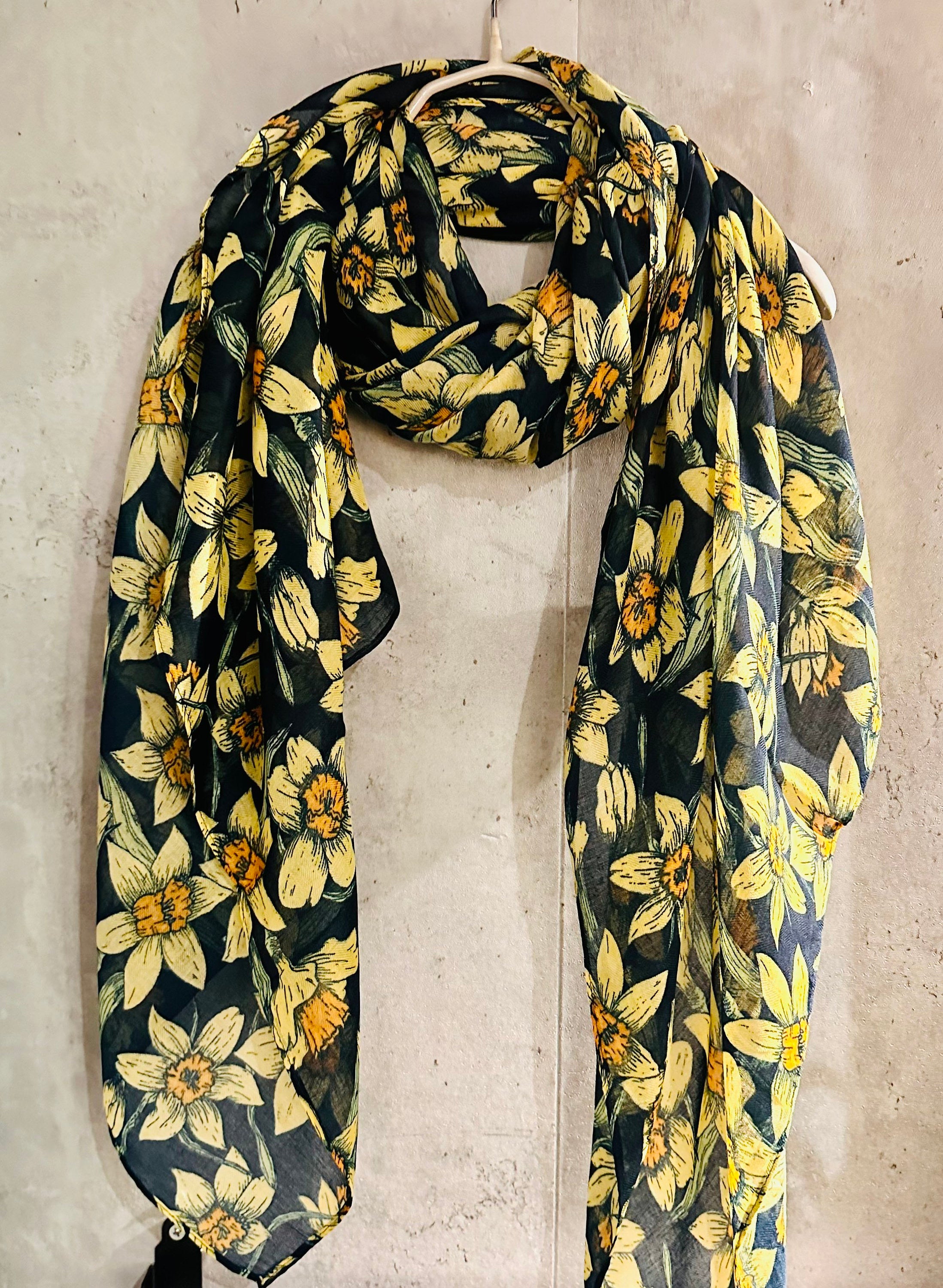 Dark Blue Organic Cotton Scarf with Eco-Friendly Seamless Daffodil Flowers