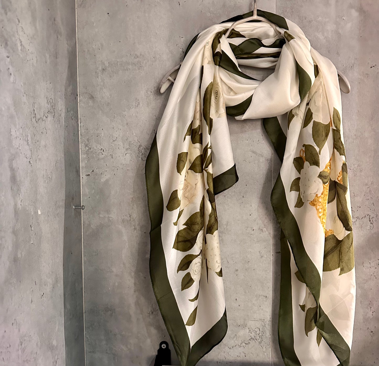 White Roses Pattern Off White Silk Scarf/Spring Summer Scarf/Gifts For Mom/Scarf Women/Gifts For Her Birthday Christmas/UK Seller