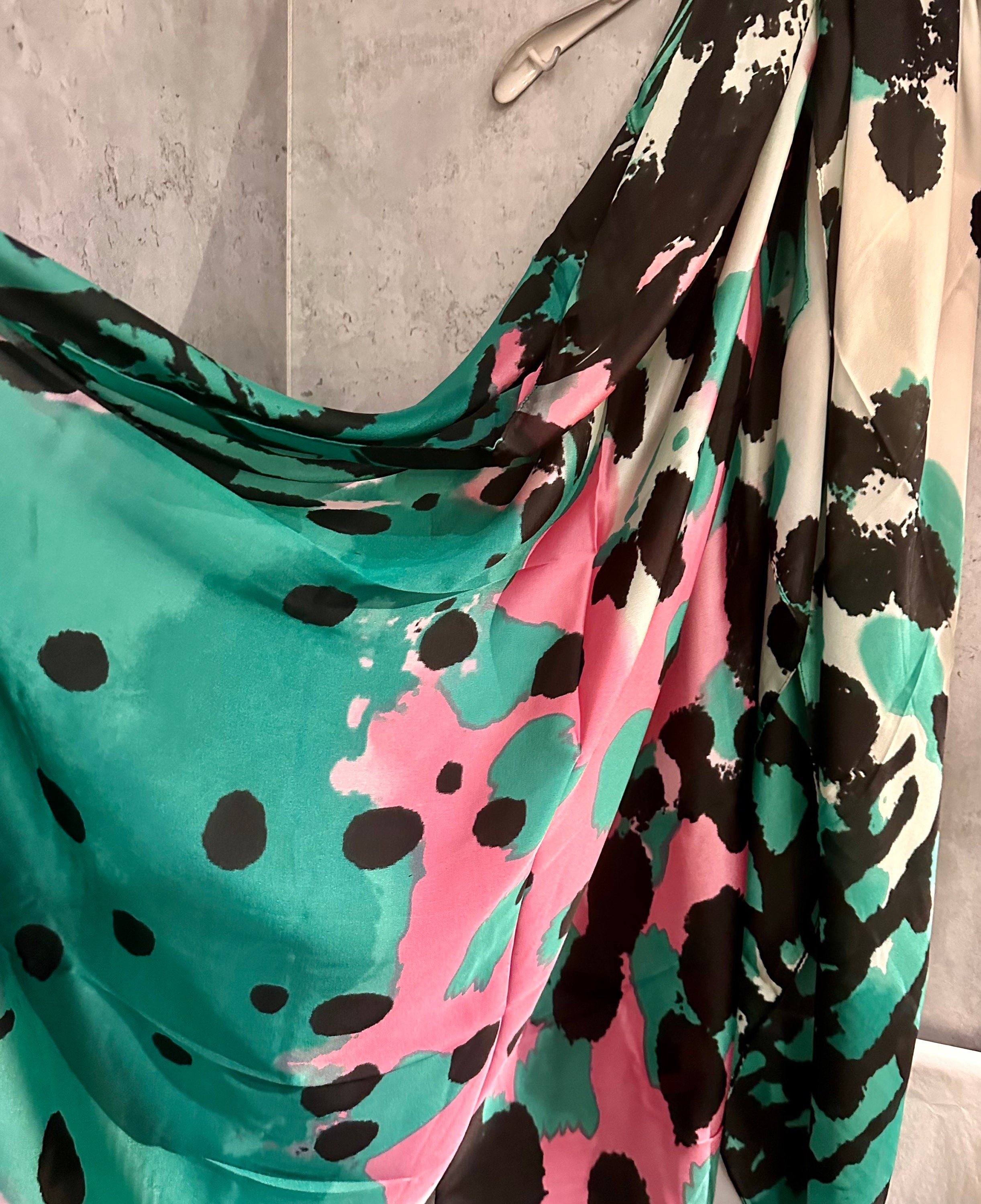 Splotches Color Green Pink Silk Blend Scarf