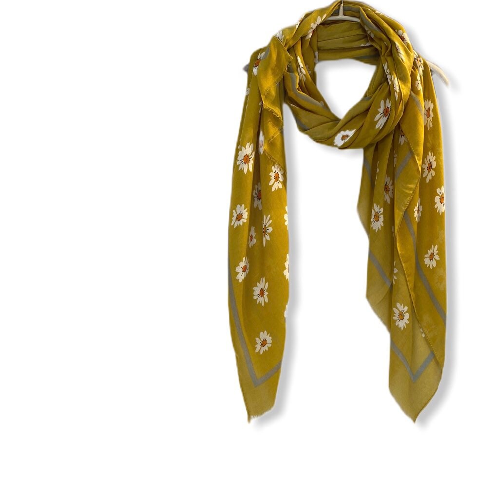 Daisy Flowers In Olive Green Cotton Blend Scarf,Spring Summer Autumn Scarf