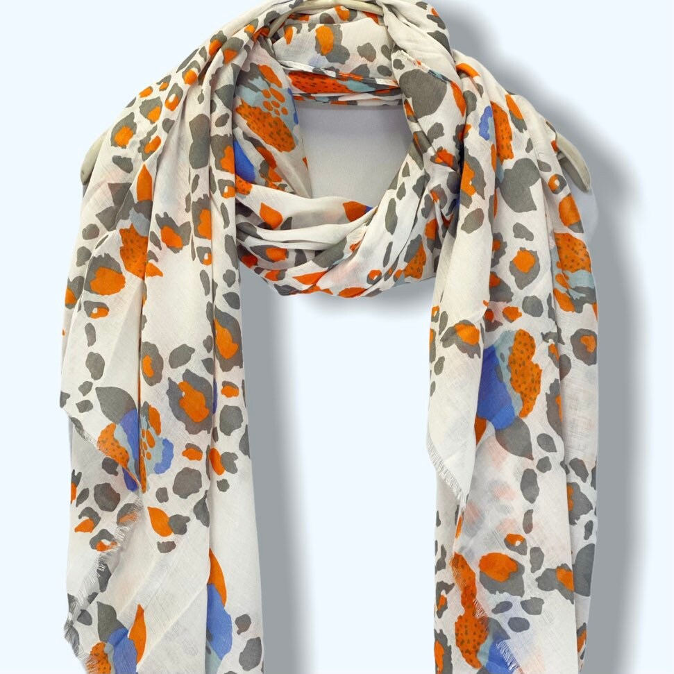 Seamless Beige Leopard Pattern Off White Cotton Scarf