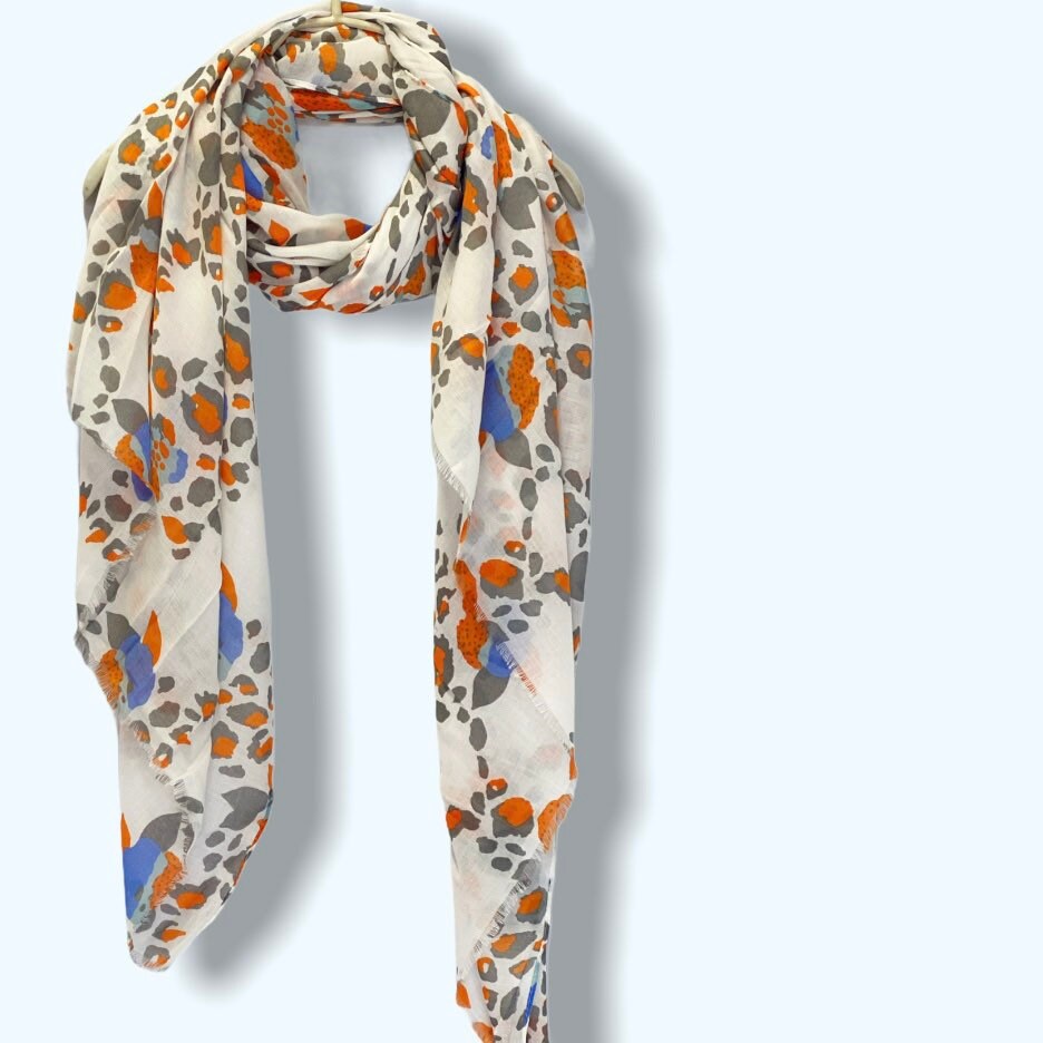 Seamless Beige Leopard Pattern Off White Cotton Scarf