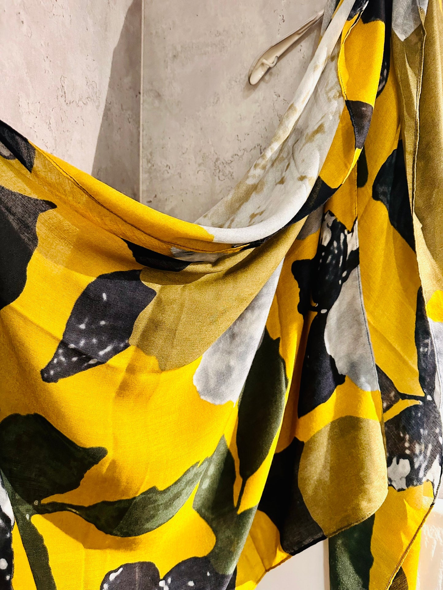 Mustard Yellow Organic Cotton Scarf with Huge Flower and Leaf Design – An Eco-Friendly Gift for Mom, Perfect for Birthday and Christmas Celebrations