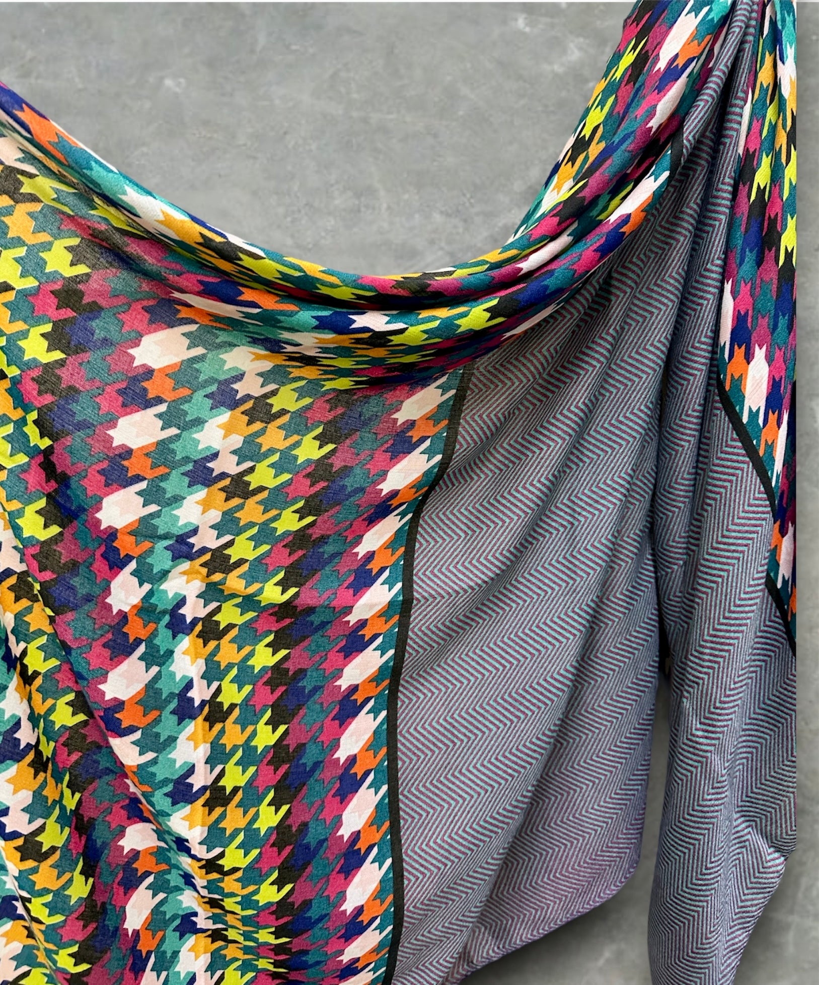 Blue Cotton Blend Scarf with Eco-Friendly Multicolour Houndstooth Pattern