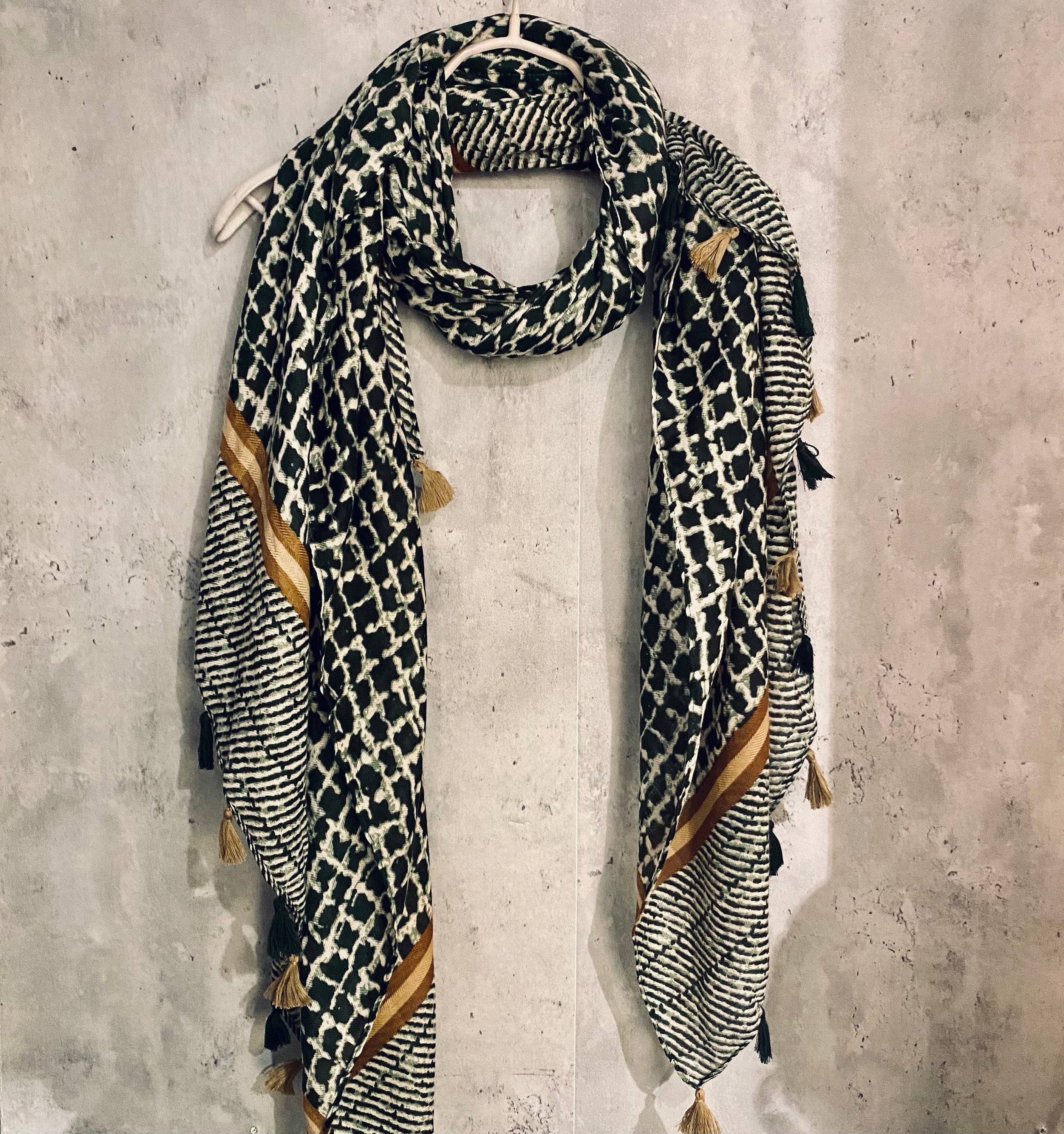 Tweed Pattern With Tassels Dark Green Cotton Scarf