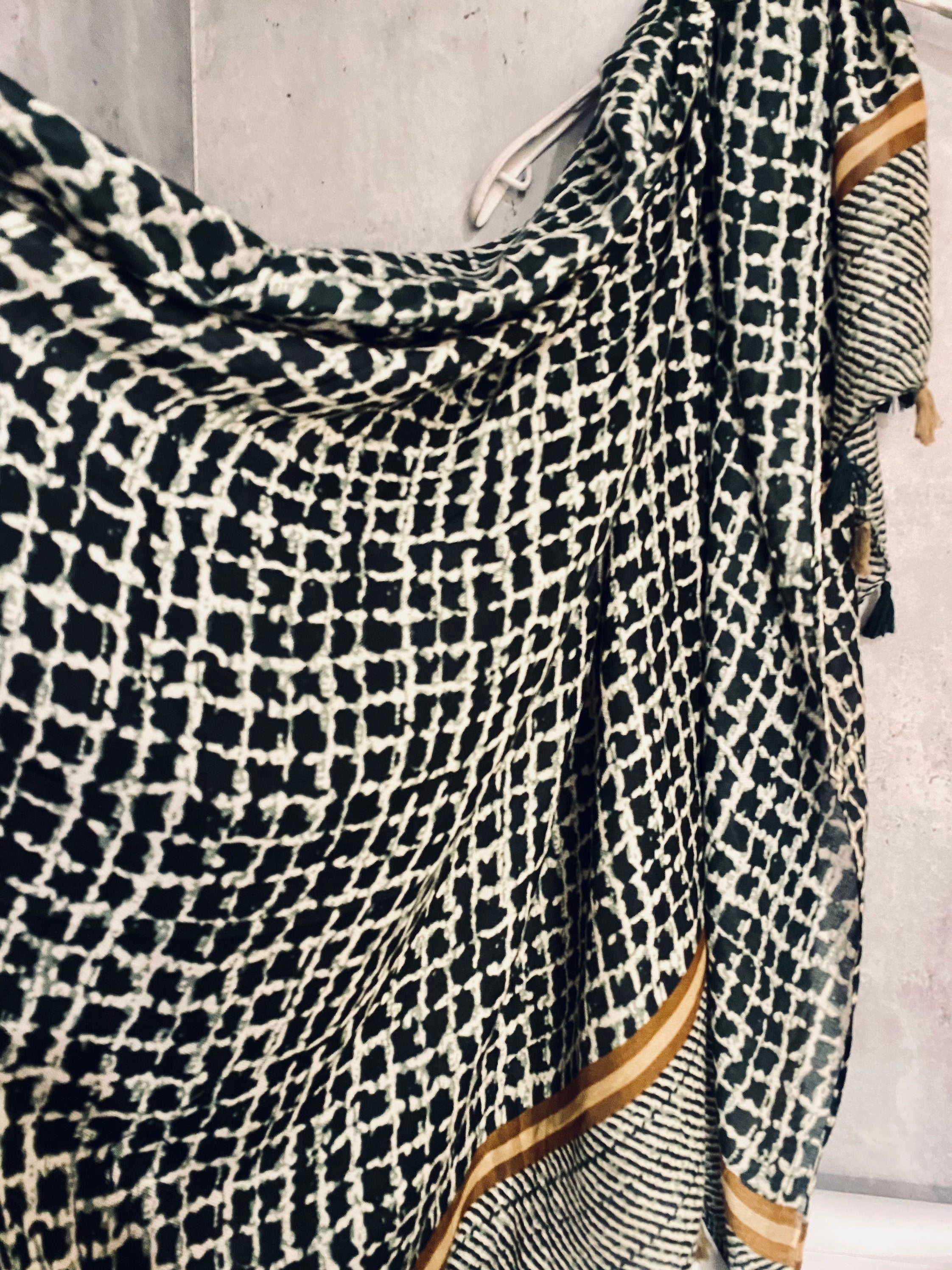 Tweed Pattern With Tassels Dark Green Cotton Scarf