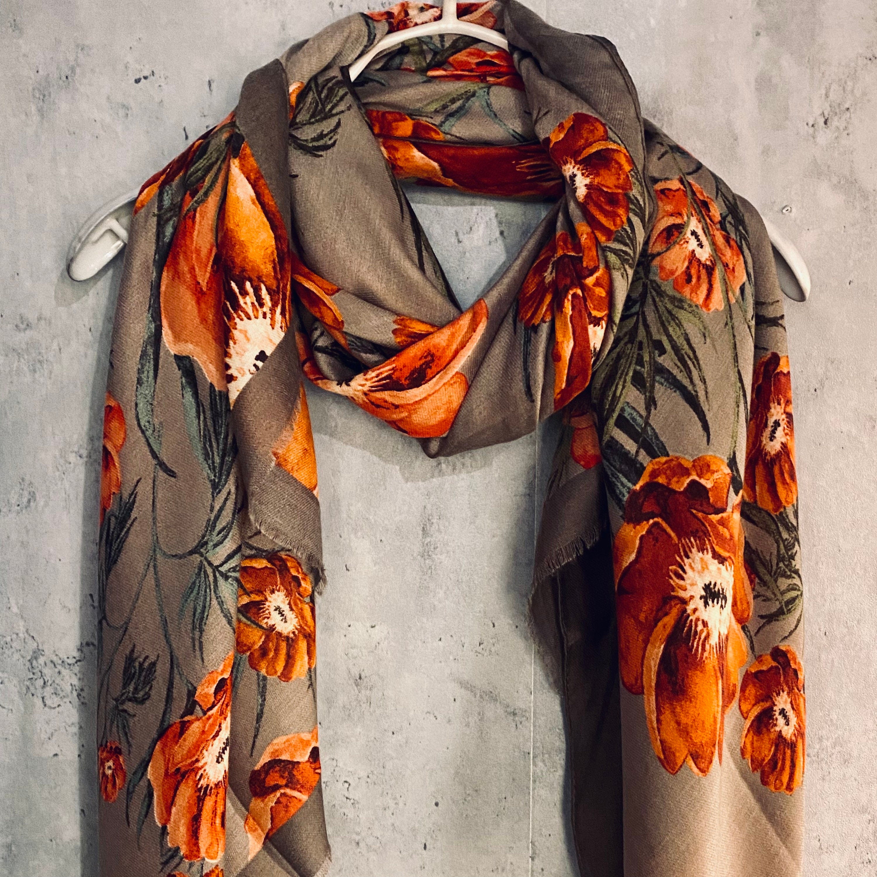 Vintage Poppy Flower With Grey Trim Brown Scarf