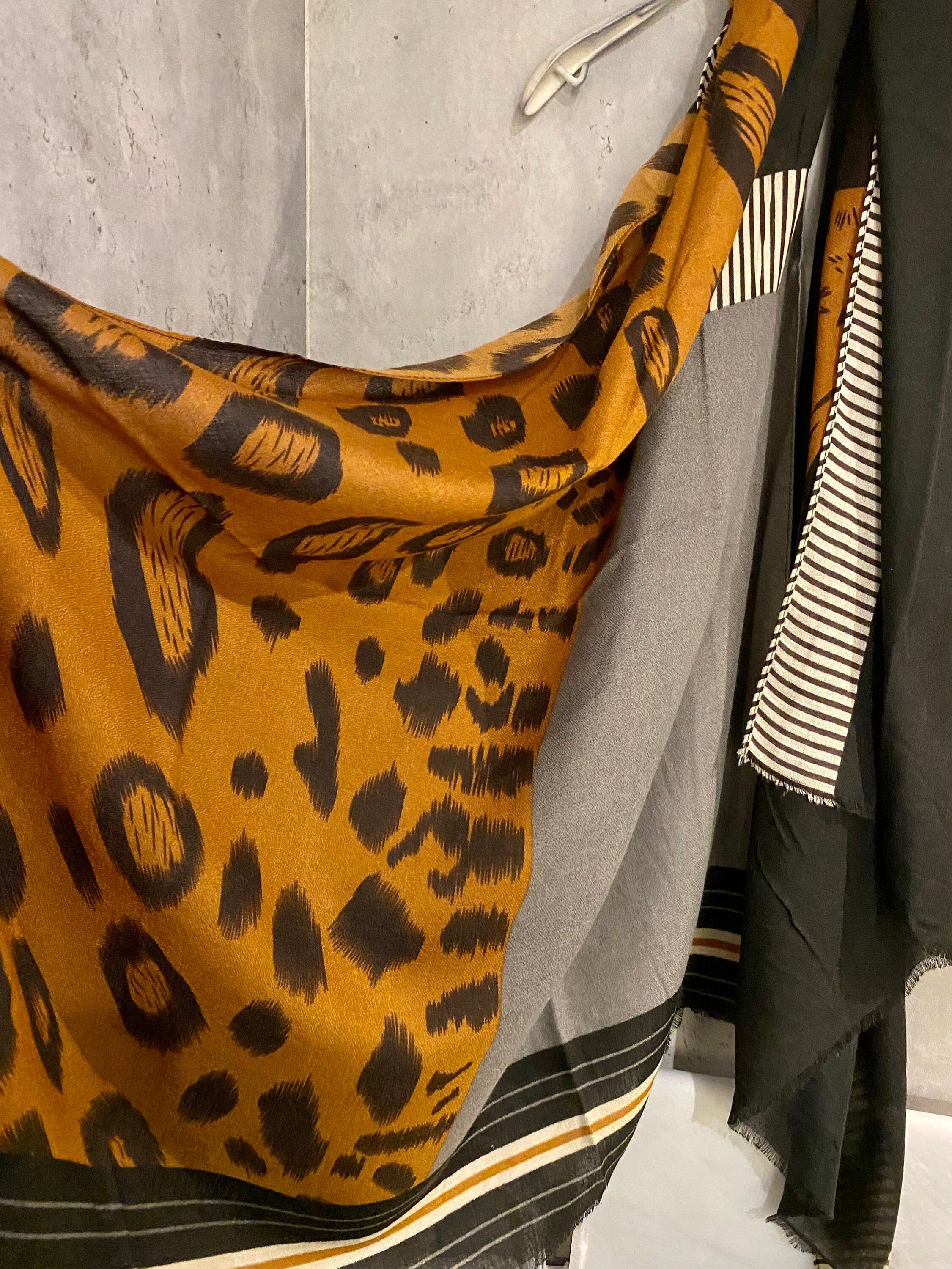 Geometric Leopard Pattern Brown Cotton Scarf