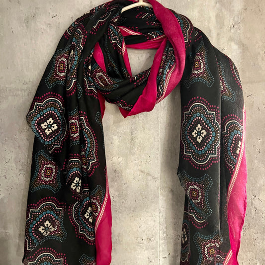 Black Cotton Scarf with Saree Pattern and Pink Trim – A Unique and Stylish Gift for Her, Perfect for All Seasons and Occasions