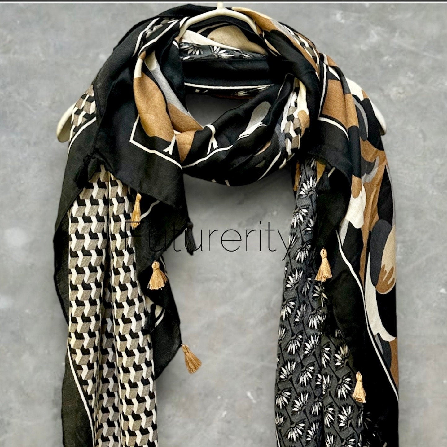 Versatile Black Cotton Scarf with Seamless Flowers Pattern and Tassels – Ideal for Gifting to Her or Mom,Suitable for All Year-Round