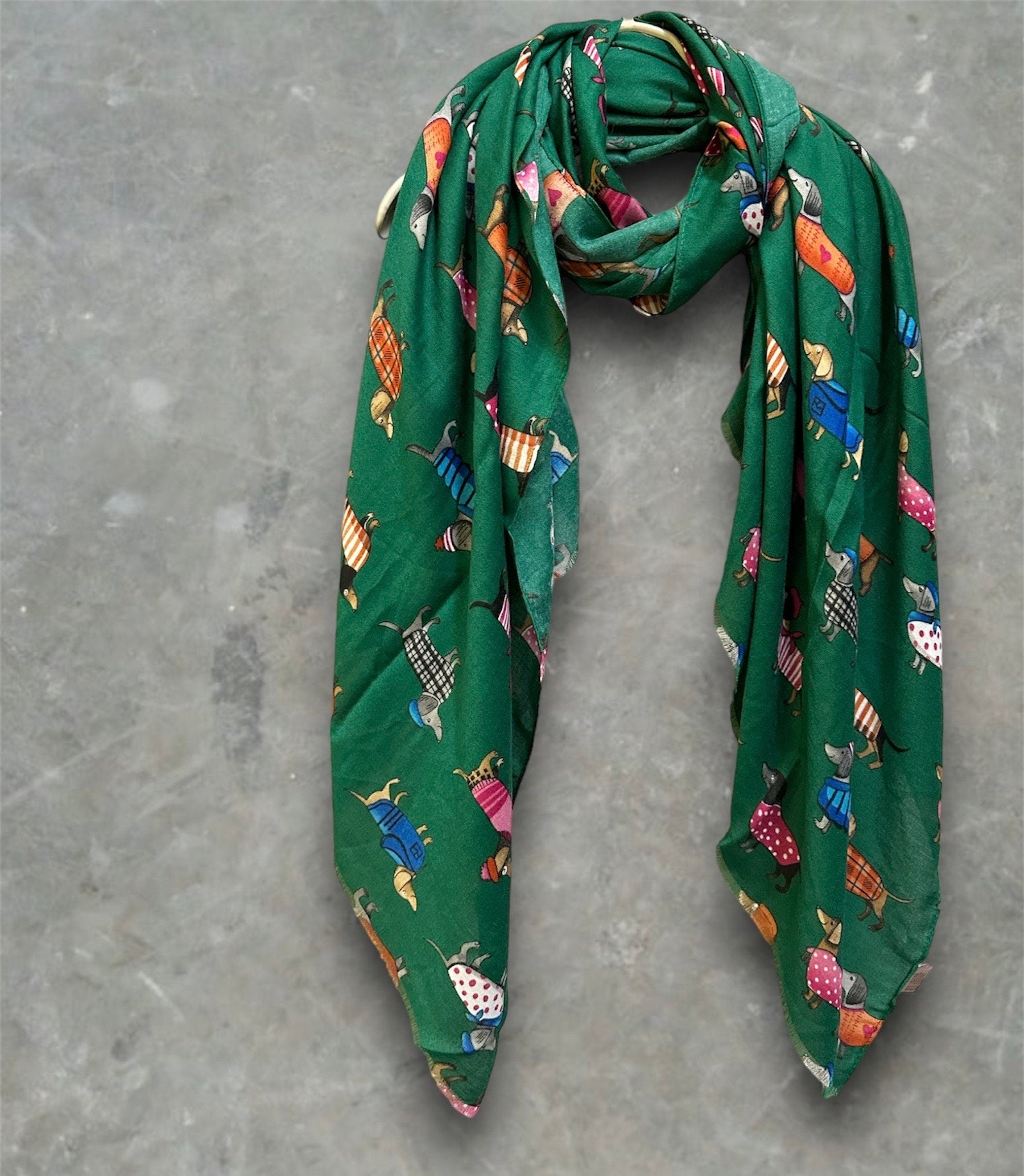 Dachshund Dog Green Scarf – A Delightful Gift for Mom and Her All Year Round