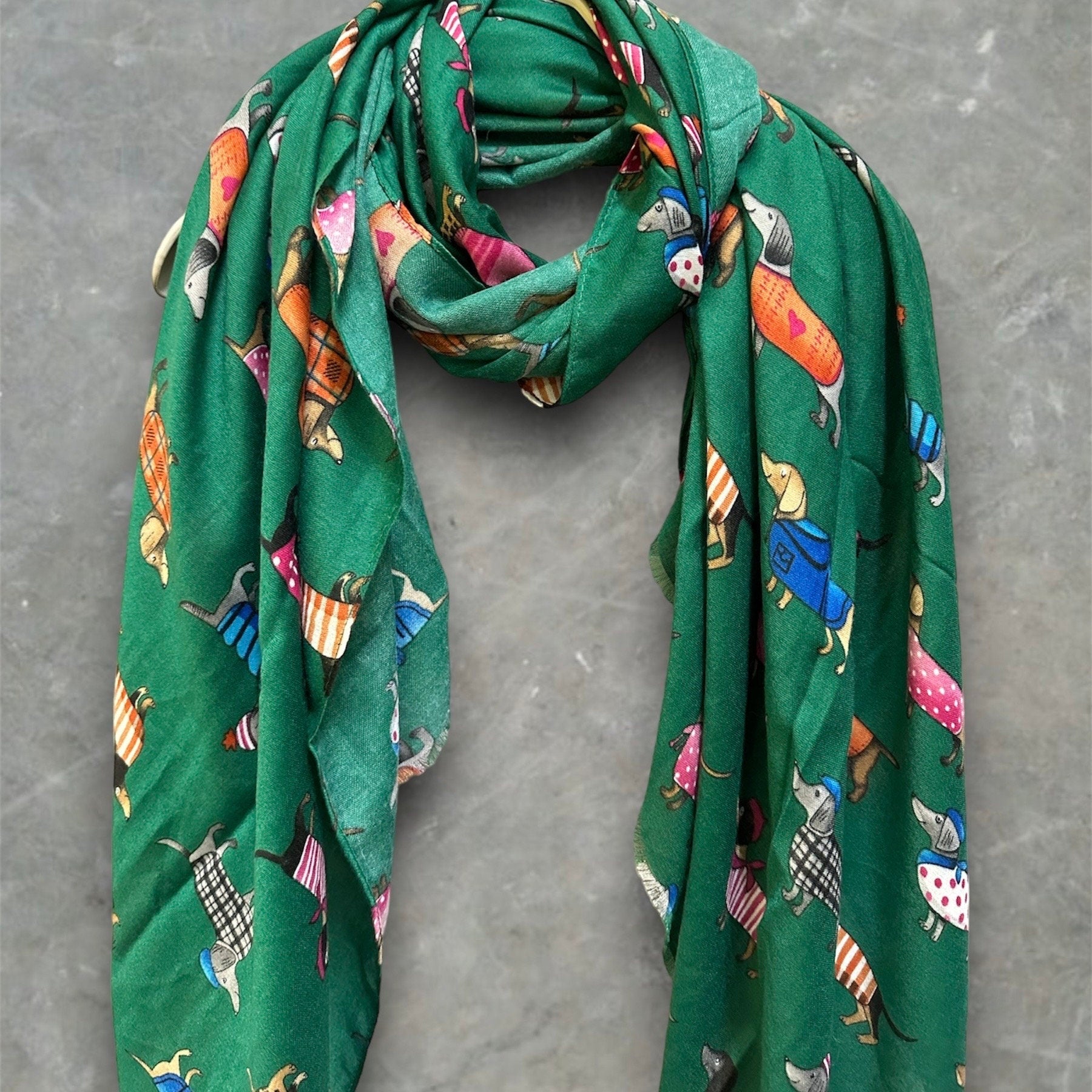 Dachshund Dog Green Scarf – A Delightful Gift for Mom and Her All Year Round
