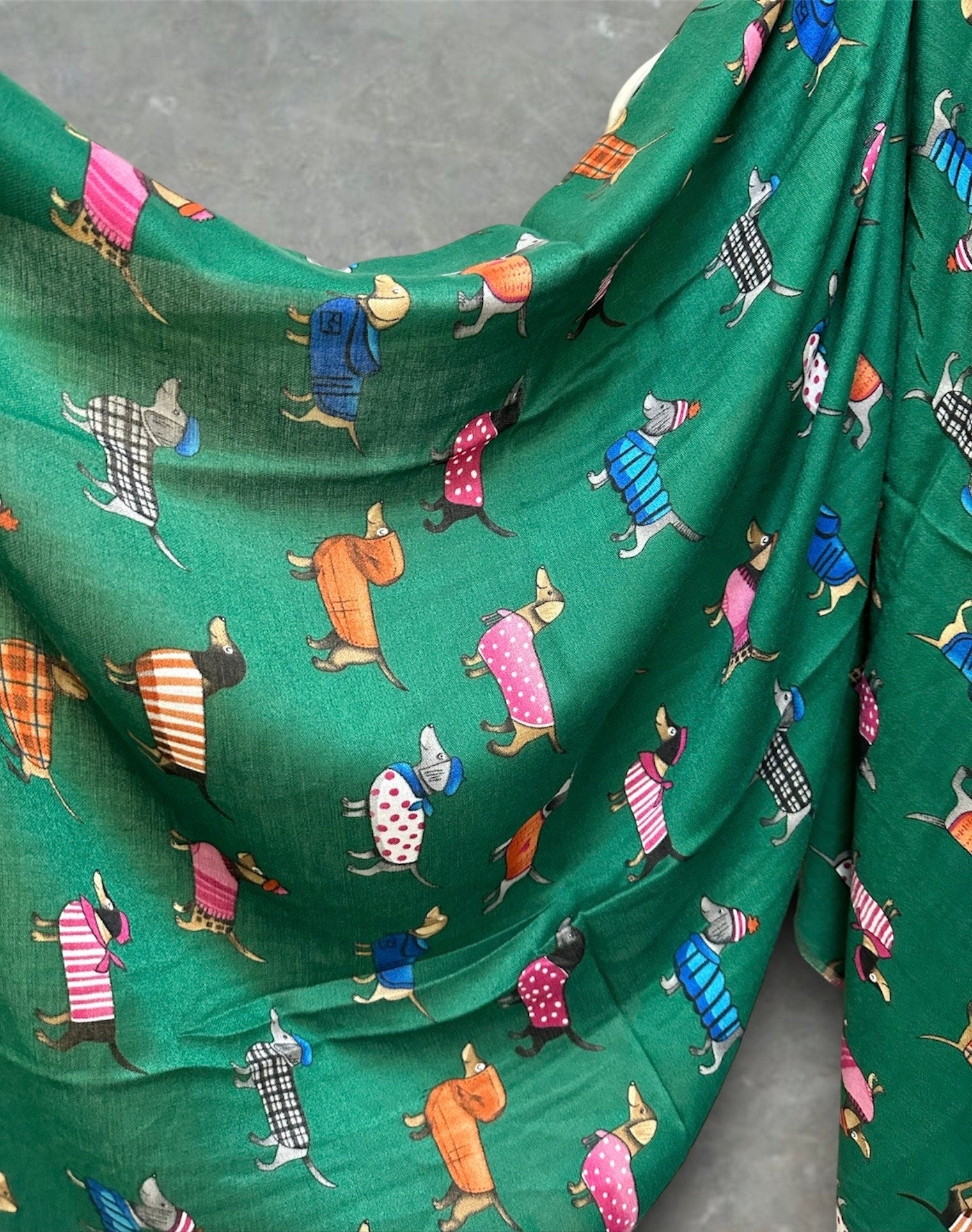 Dachshund Dog Green Scarf – A Delightful Gift for Mom and Her All Year Round
