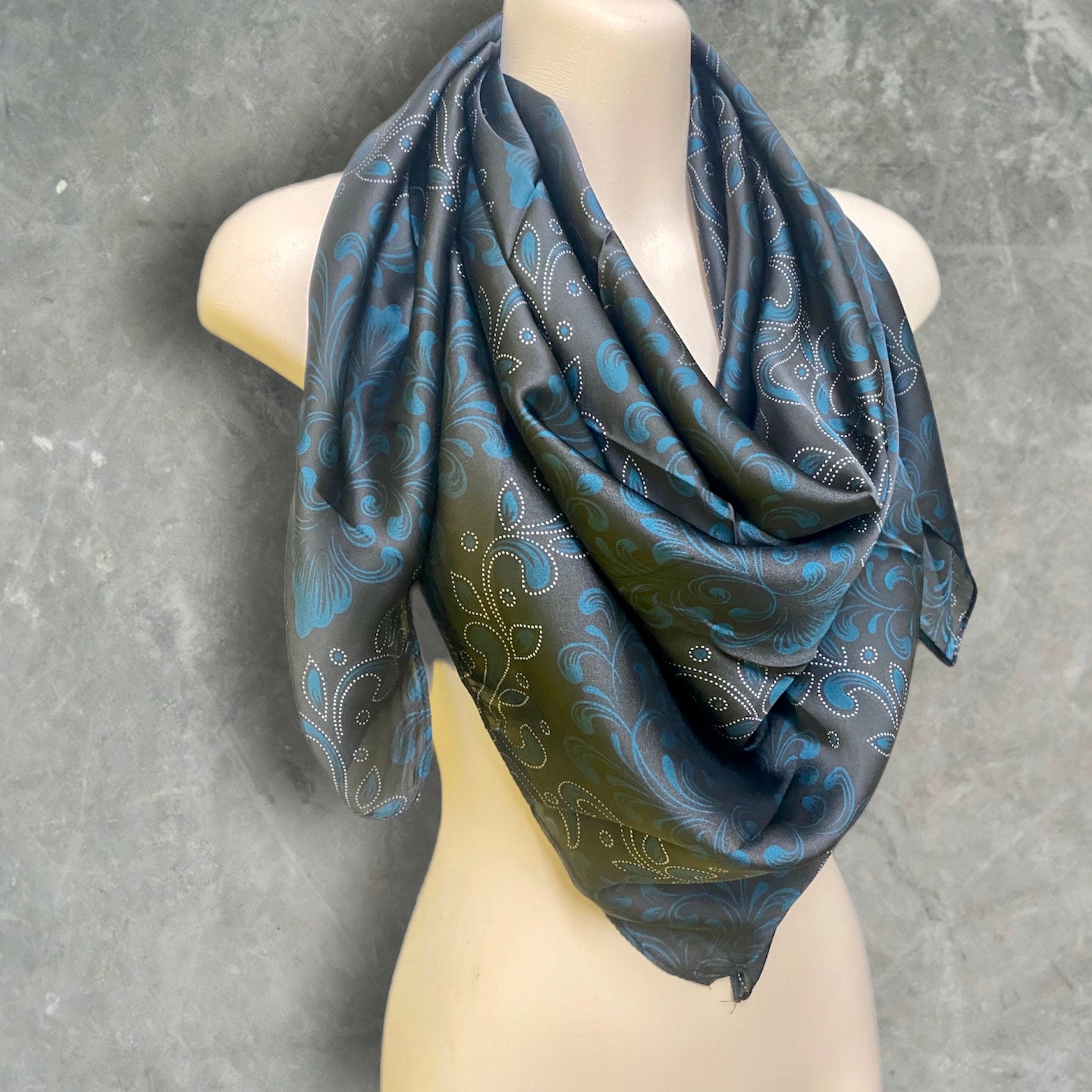 Dark Blue Silk Blend Square Scarf with Elegant Paisley Pattern – A Timeless Gift for Her, Any Occasion