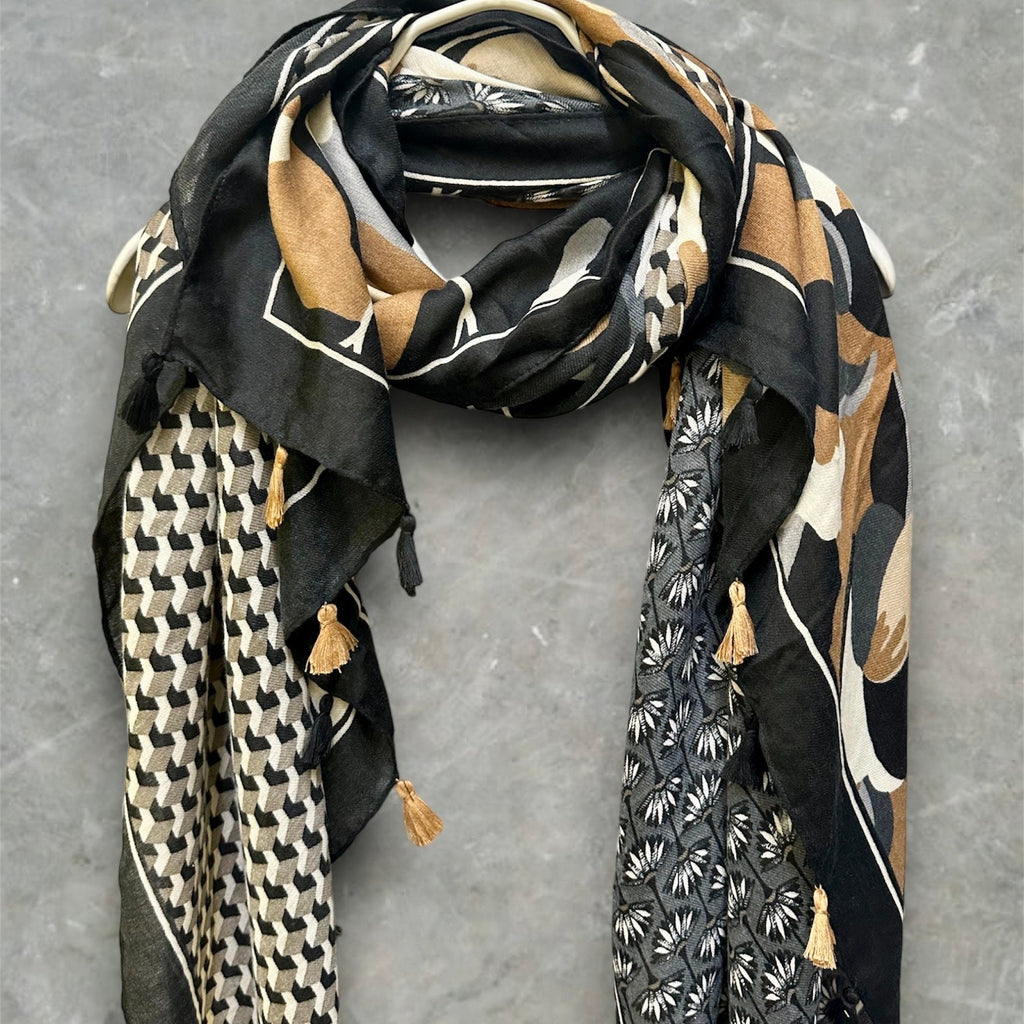 Versatile Black Cotton Scarf with Seamless Flowers Pattern and Tassels – Ideal for Gifting to Her or Mom,Suitable for All Year-Round